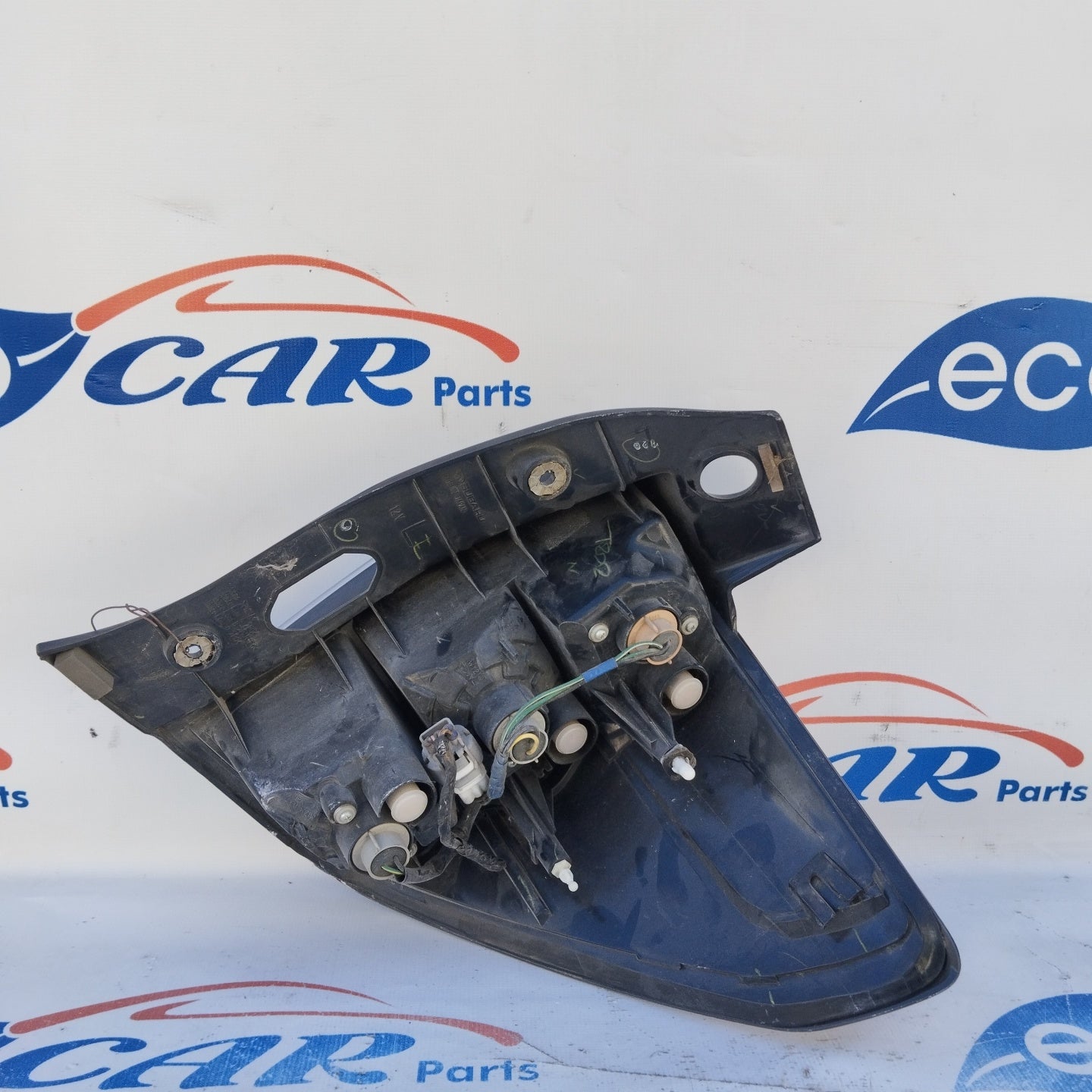 Subaru Forester 2010 ecoAG3887 Linke Rückleuchte