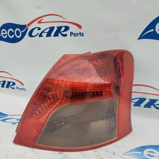 Toyota Yaris 2008 ecoAG3896 rechte Rückleuchte