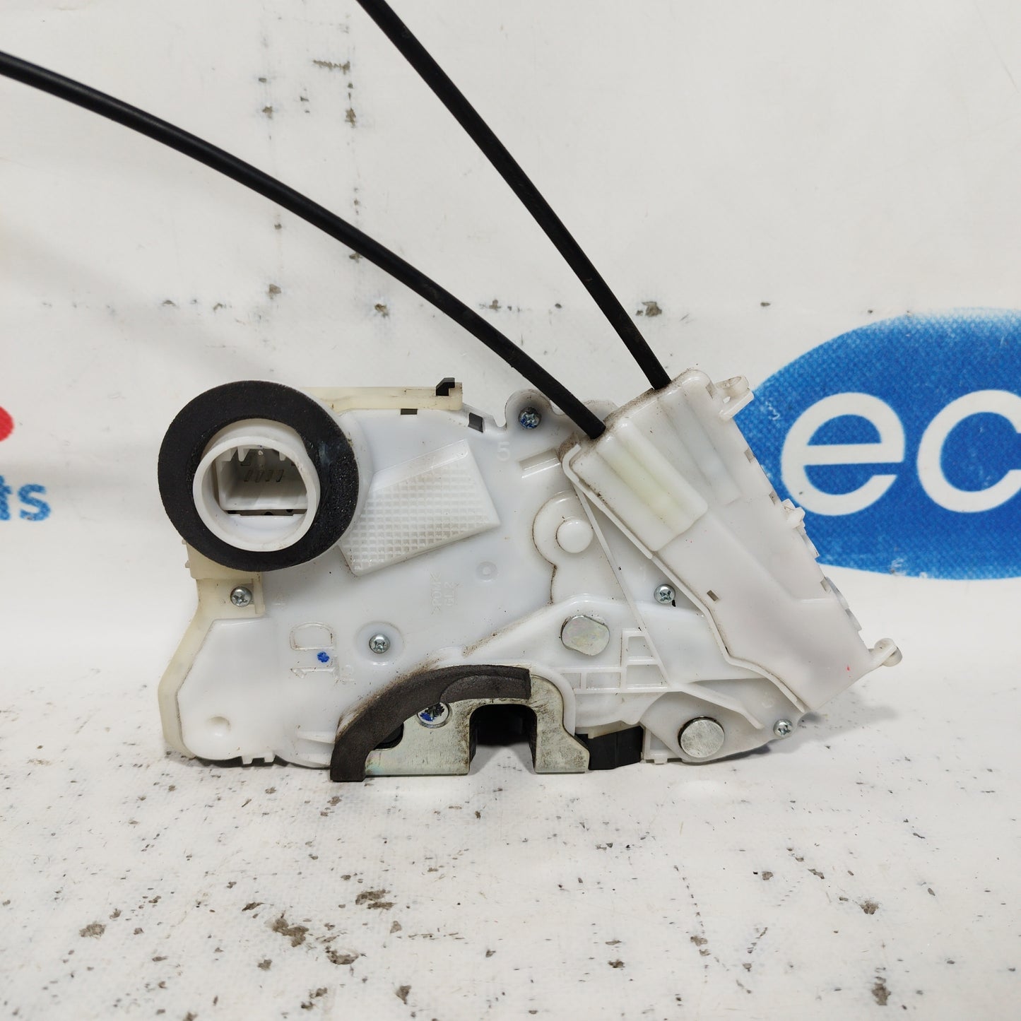 Left front lock Toyota Yaris 2014 ecoAC6598