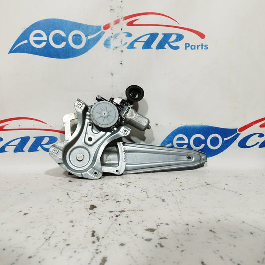 Left rear rack Toyota Yaris 2014 6 Pin code: 85710-0D100 ecoAC6599