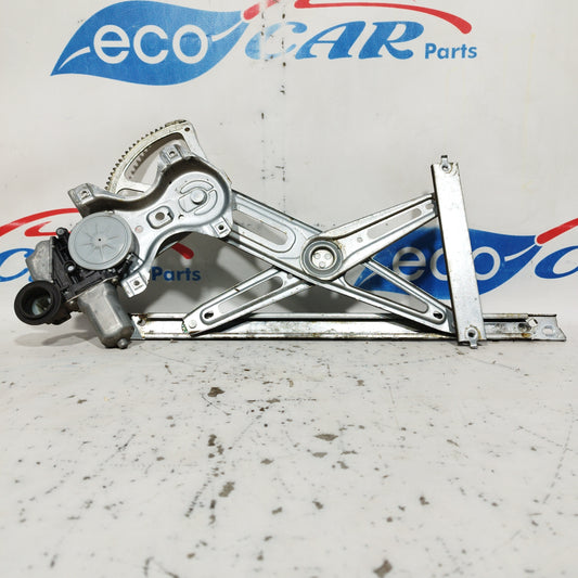 Left front rack Toyota Yaris 2014 7 PIN code: 85720-0D210 ecoAC6600