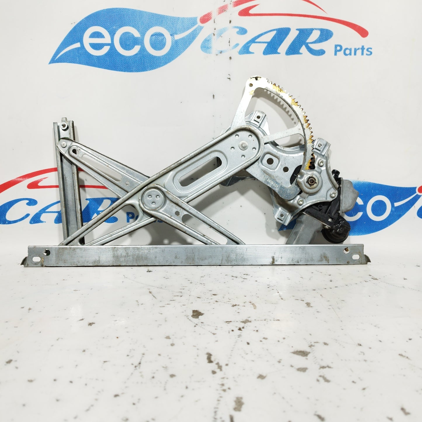 Left front rack Toyota Yaris 2014 7 PIN code: 85720-0D210 ecoAC6600
