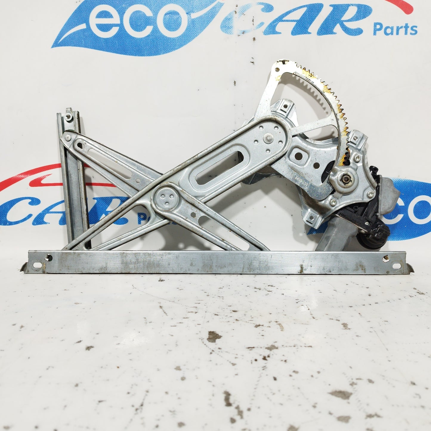 Left front rack Toyota Yaris 2014 7 PIN code: 85720-0D210 ecoAC6600