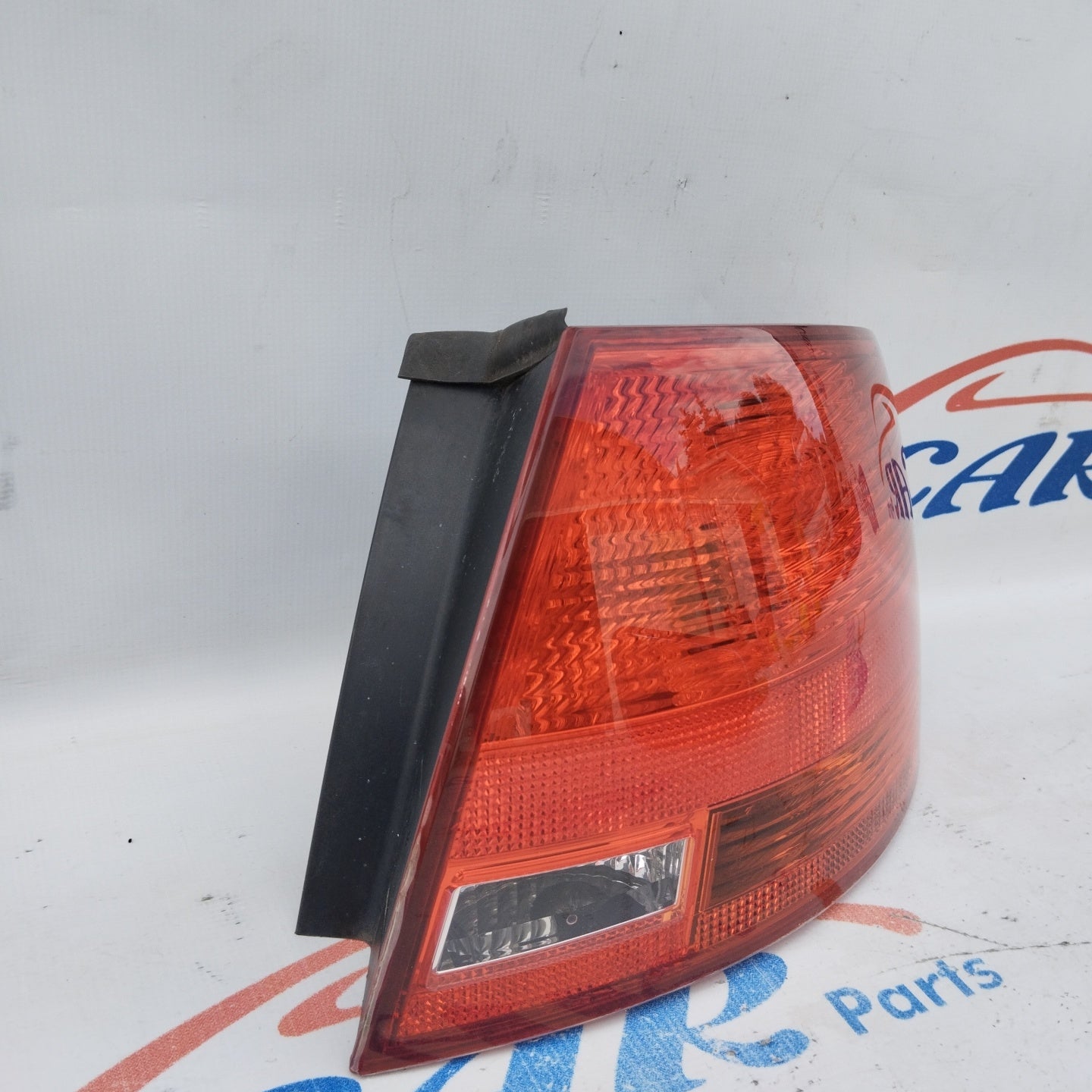 External right rear light Audi A4 Avant B7 code: 8e9945096e ecoAG3991