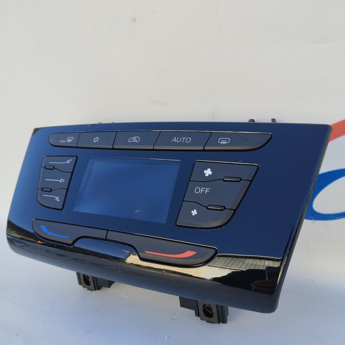 Lancia Ypsilon 2013 digitales Klimabedienteil Code 735576412 ecoAG4016