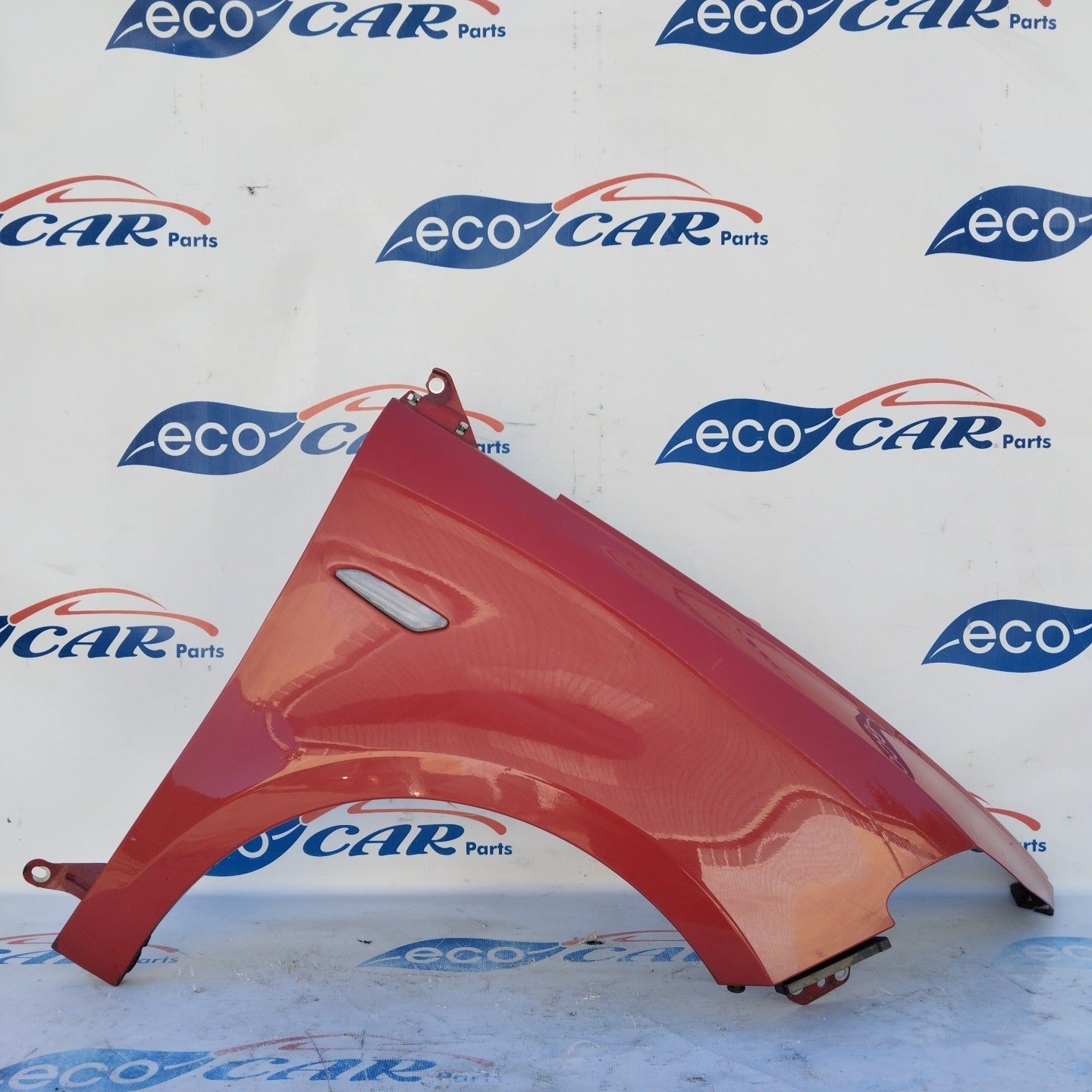 Red right fender Lancia Ypsilon 2013 ecoAG4024