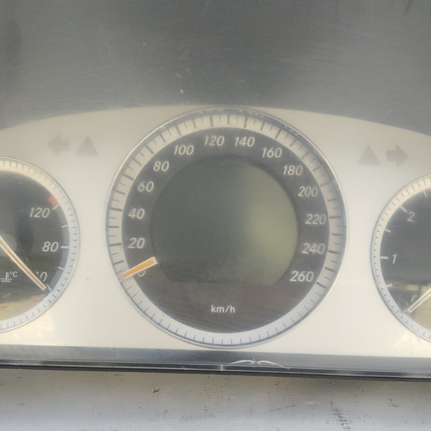 Mercedes C-Klasse W204 220 CDI Instrumententafel-Code: A2045404548 ecoAG4058