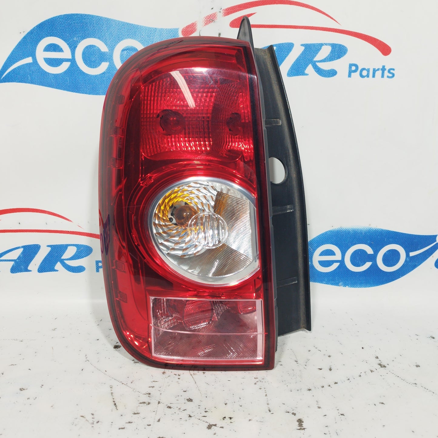 Left rear light Dacia Duster 2014 ecoAC6693