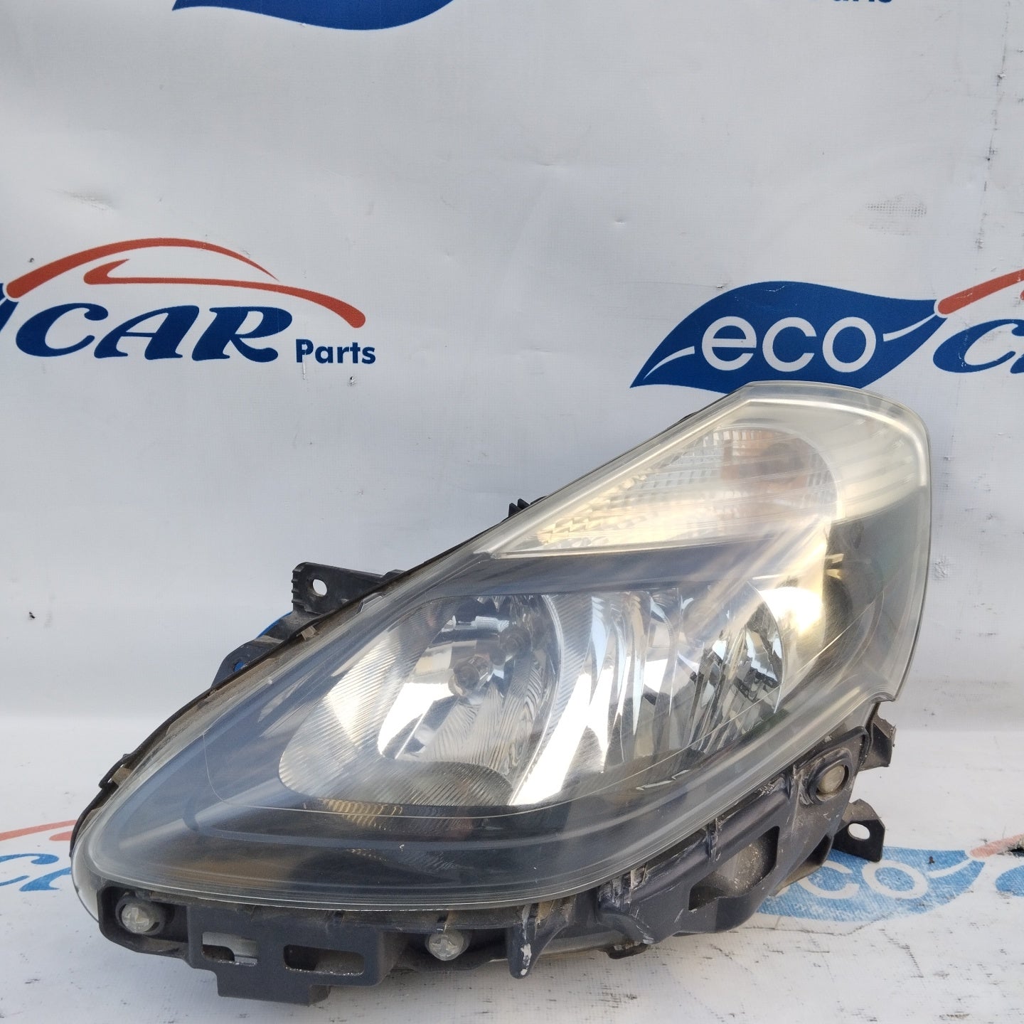 Left front light Renault Clio Grand tourer 2010 ecoAG4126