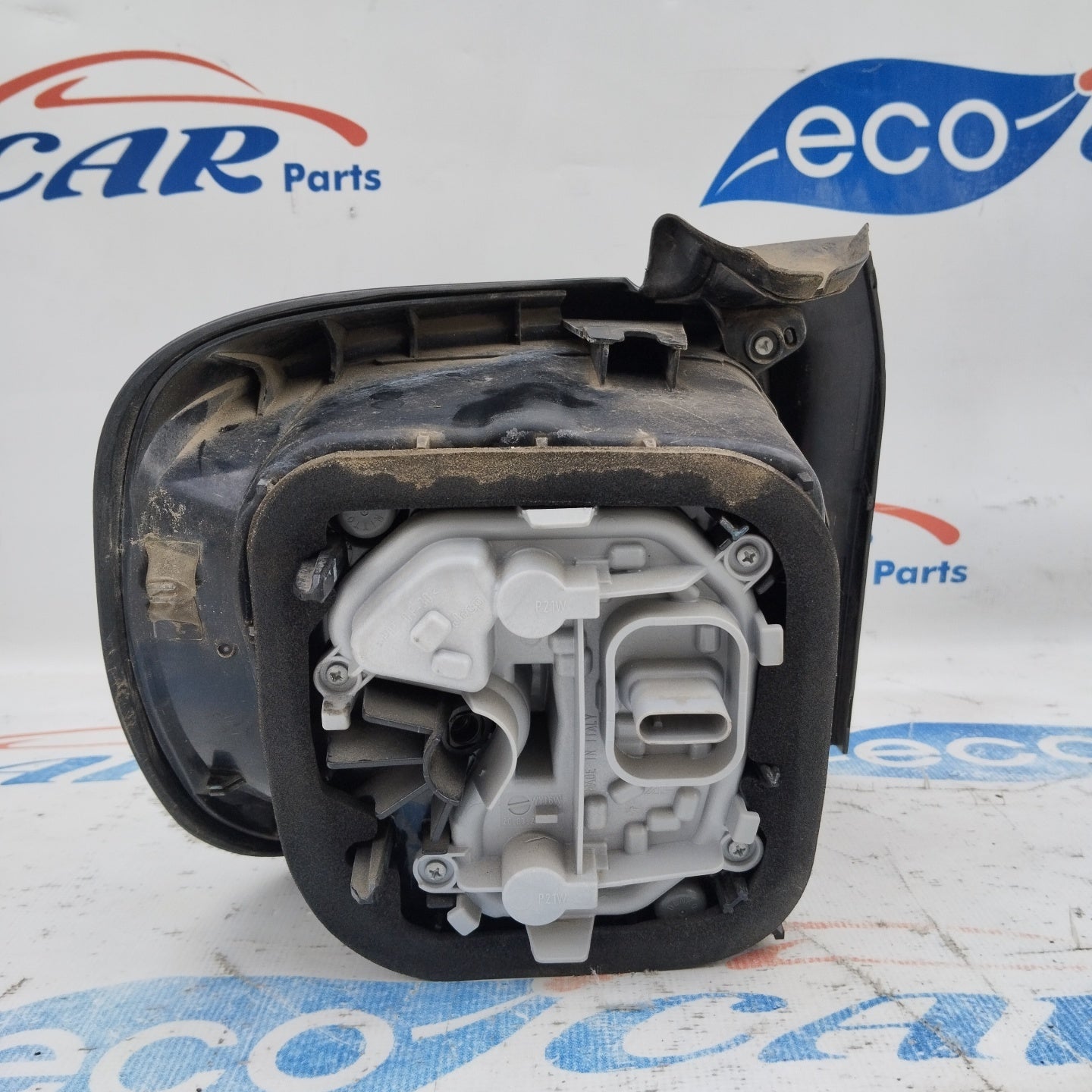 Right rear light Jeep Renegade 2017 code: 52060575 ecoAG4143