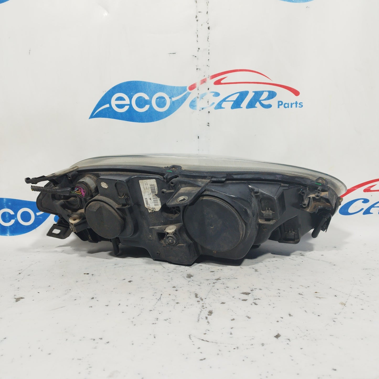 Fanale anteriore sx Fiat Bravo 2010 Fondo scuro e freccia bianca ecoAC6750