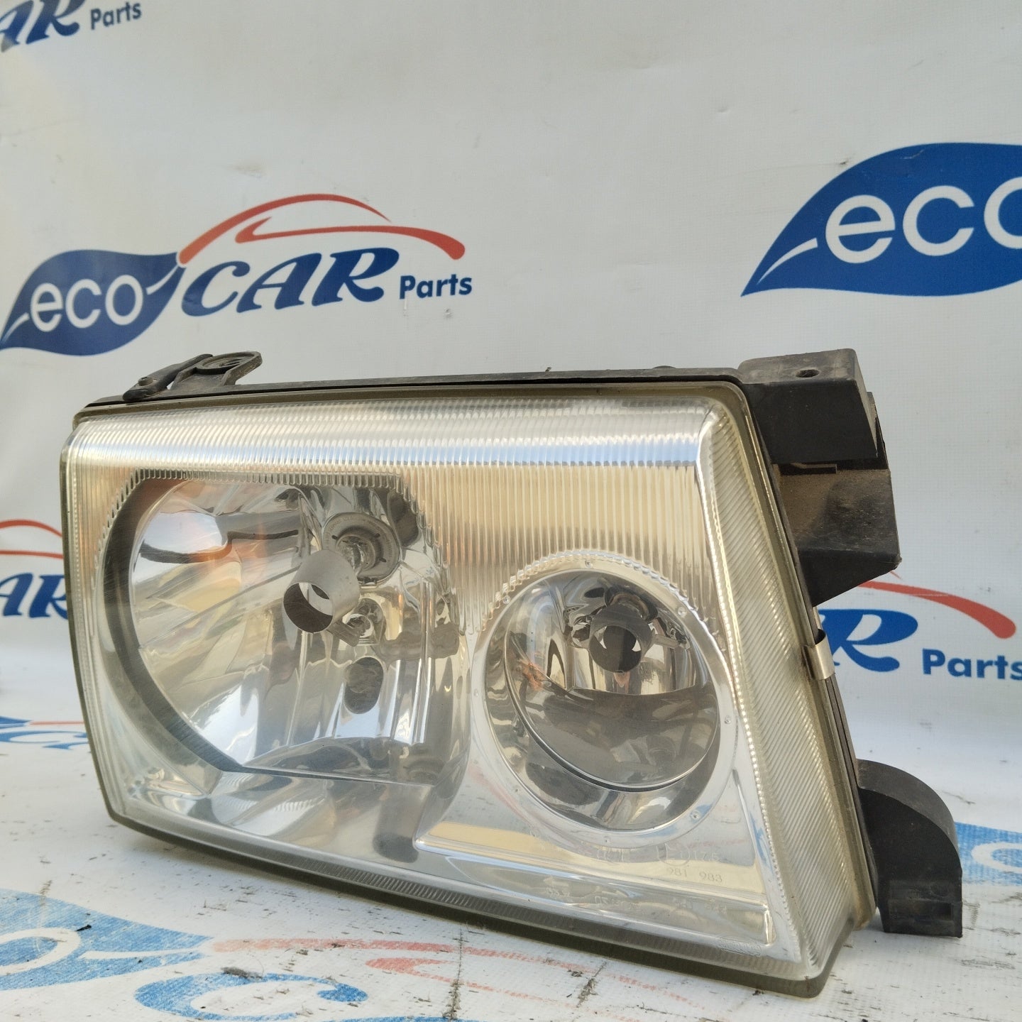 Fanale anteriore dx Nissan Terrano II ecoAG4175