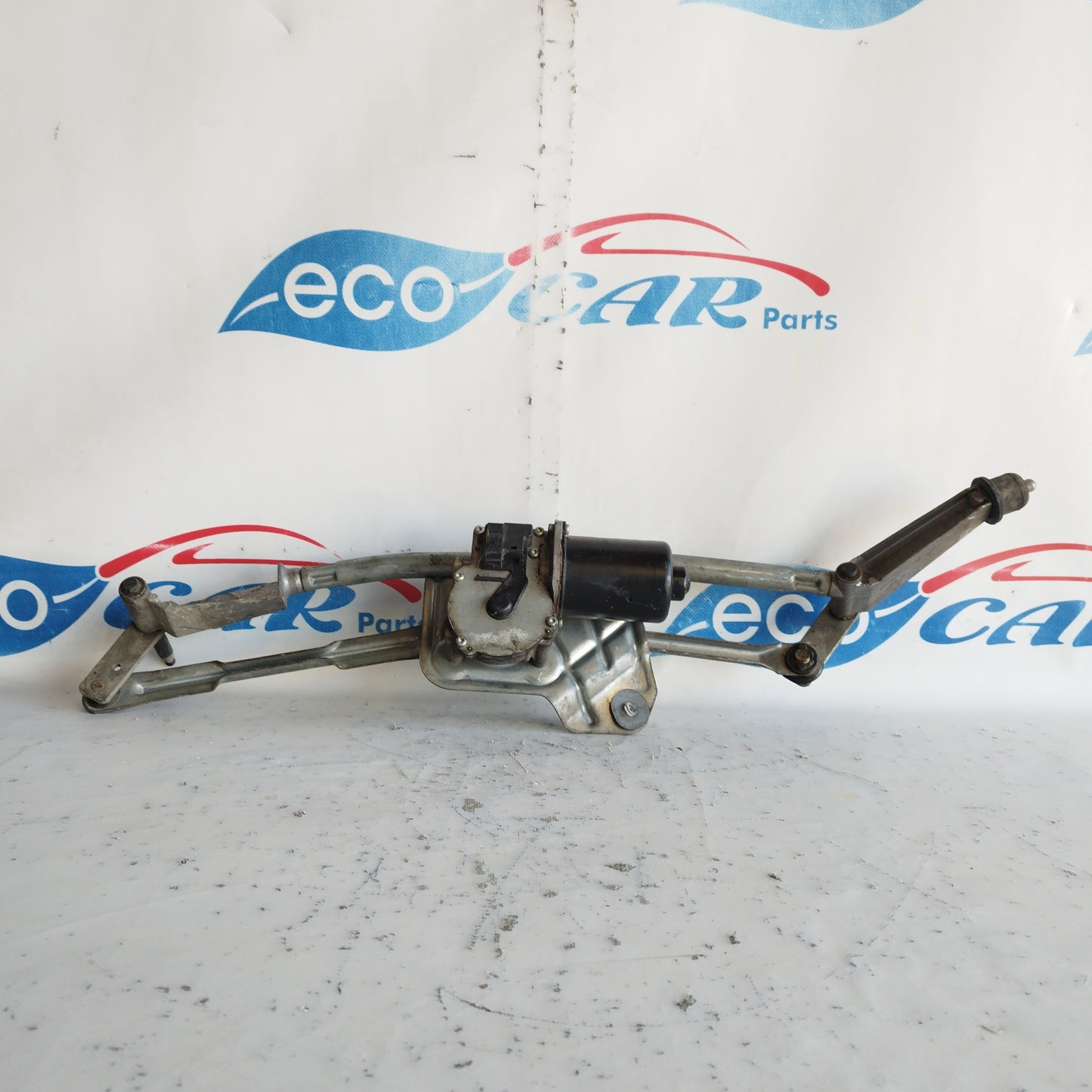 Front windscreen wiper motor Volvo XC90 2003 code: 30753091 ecoAC6788