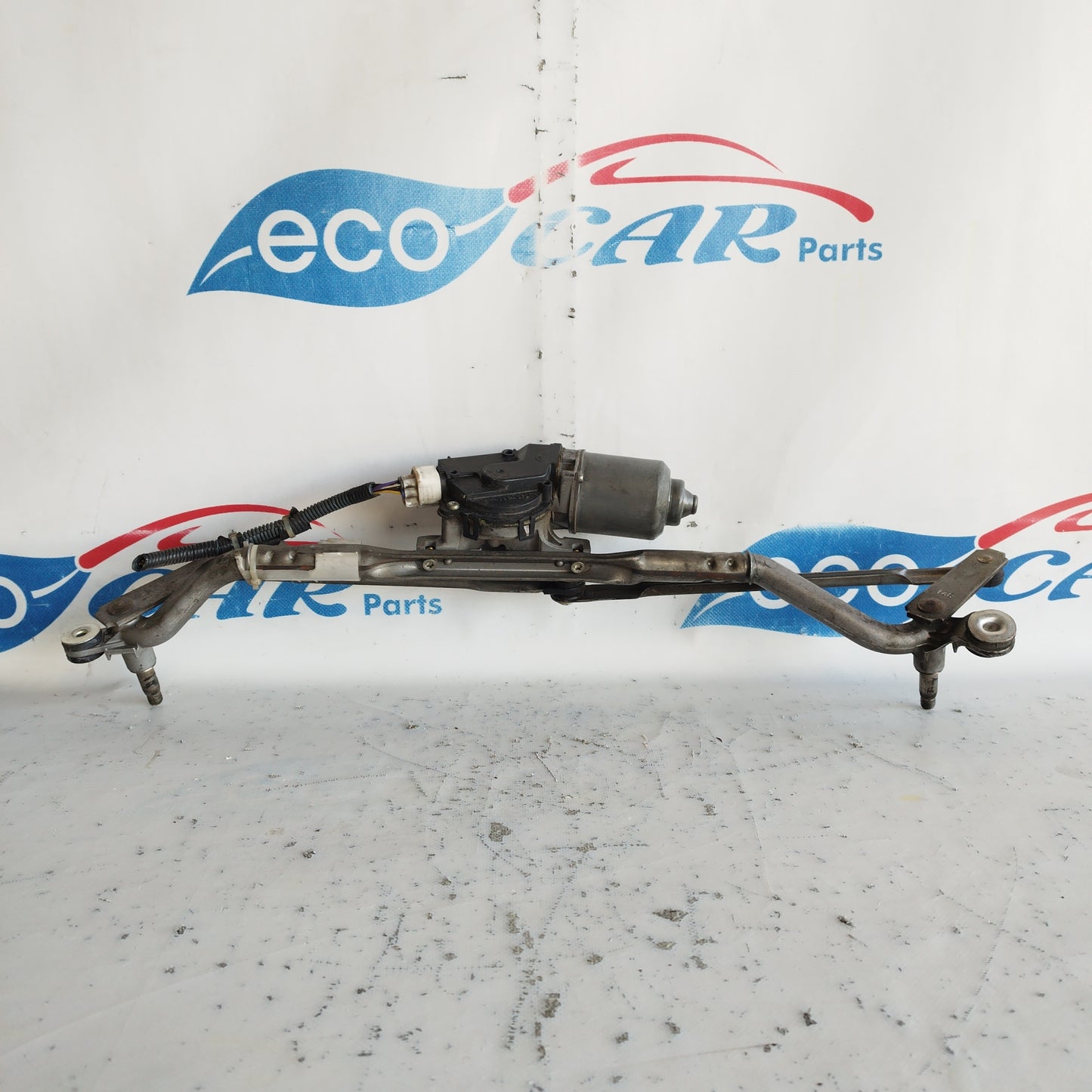 Front windshield wiper motor Toyota IQ 2009 Code 85110-74020 ecoAC6789
