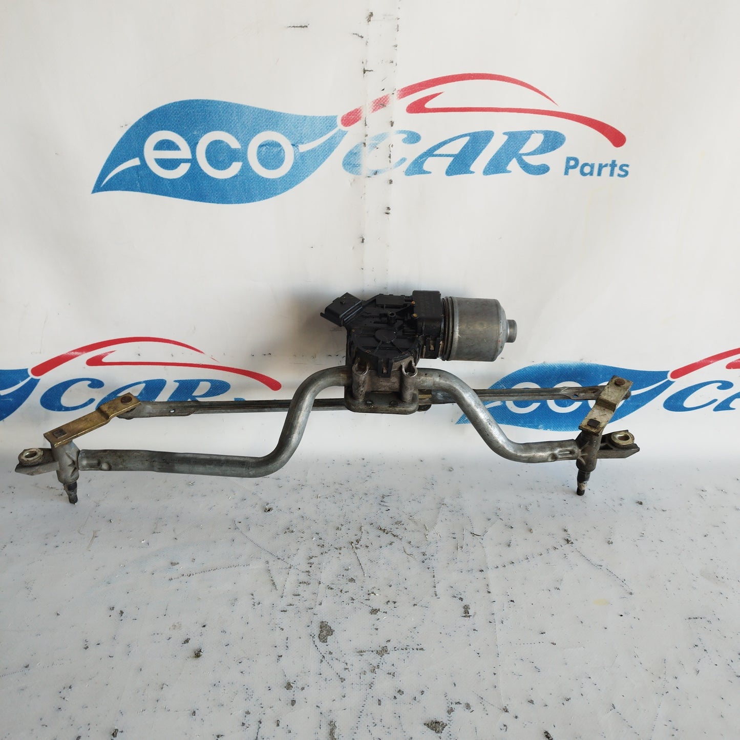 Front windshield wiper motor Renault Clio 2002 code: 0390241519 ecoAC6792