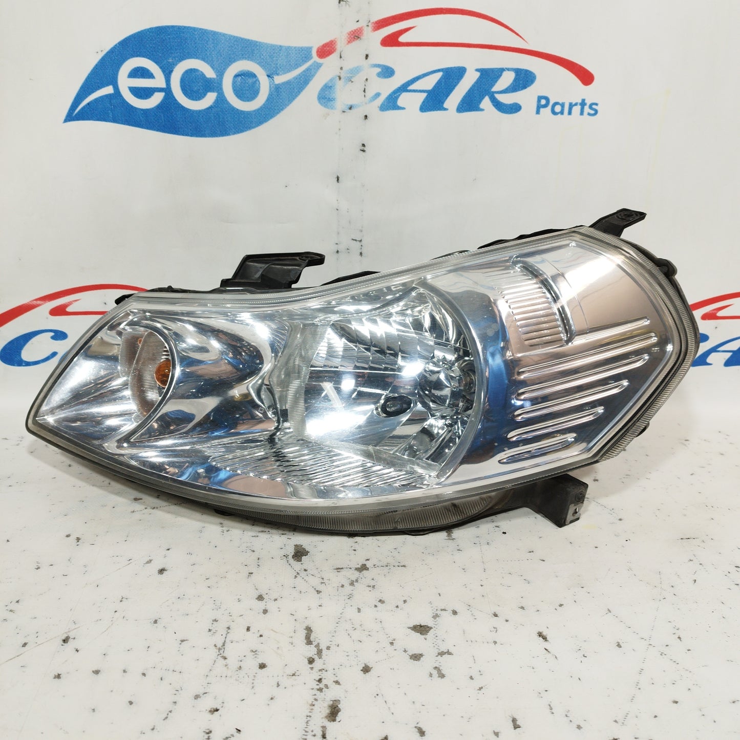 Left front light Fiat 16 2010 ecoAC6802