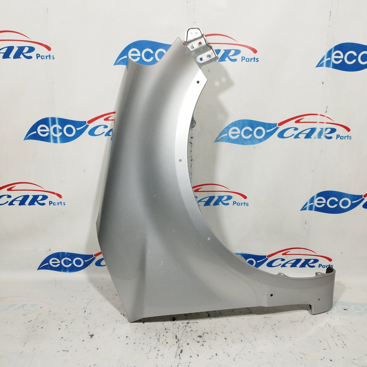 Parafango anteriore dx grigio argento Fiat 16 2010 ecoAC6814