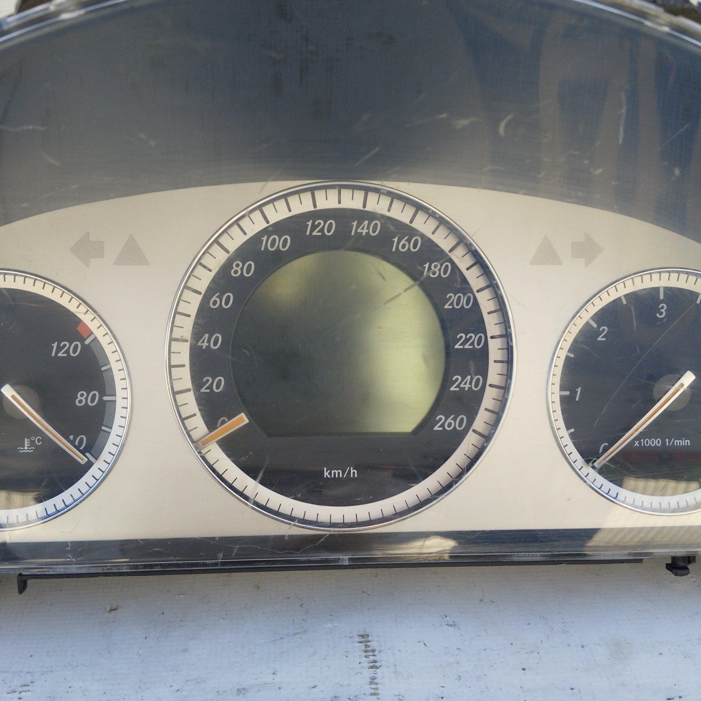 Mercedes C-Klasse W204 2.2 D Instrumententafel-Code: a2045404548 ecoAG4213