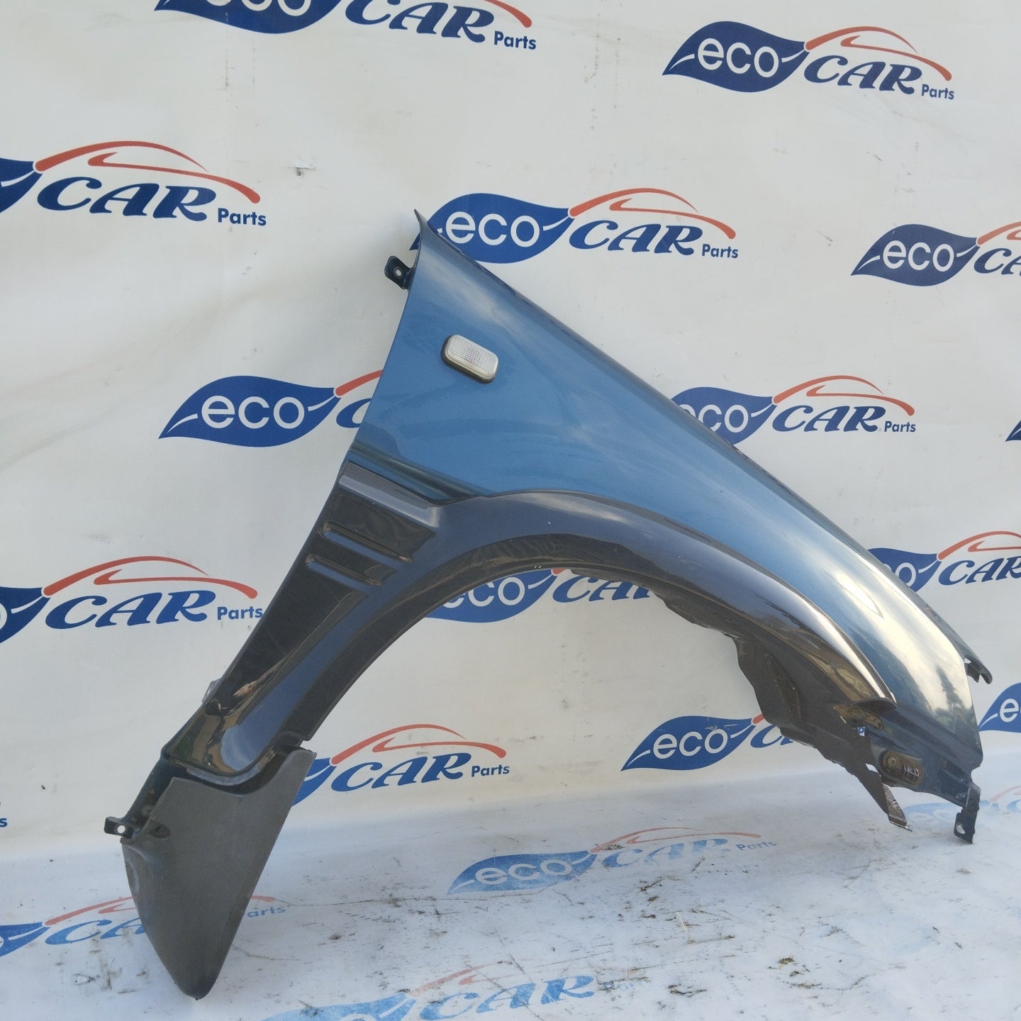 Parafango dx Nissan Terrano II blu ecoAG4219