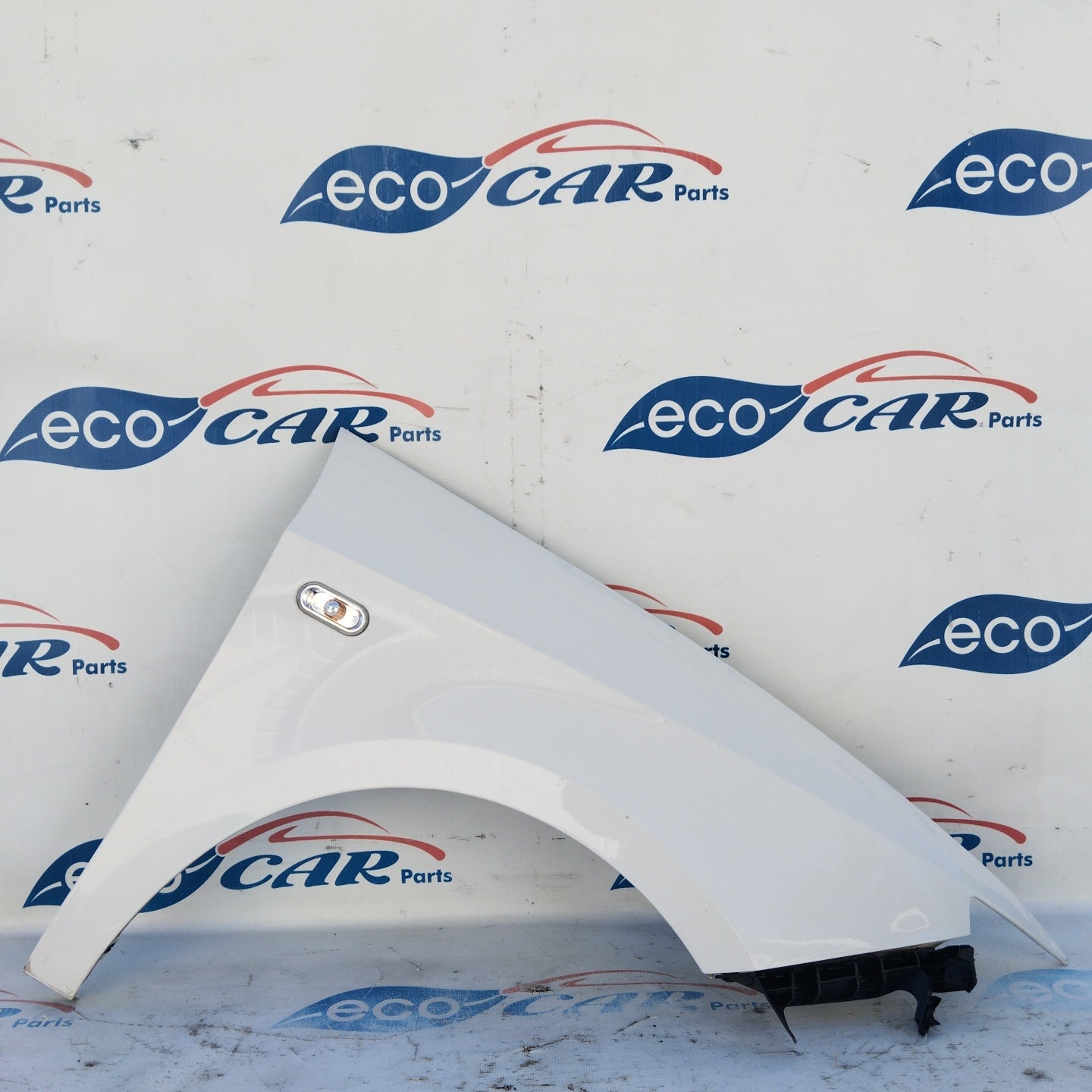 Parafango dx bianco Seat Ibiza 2015 ecoAG4223