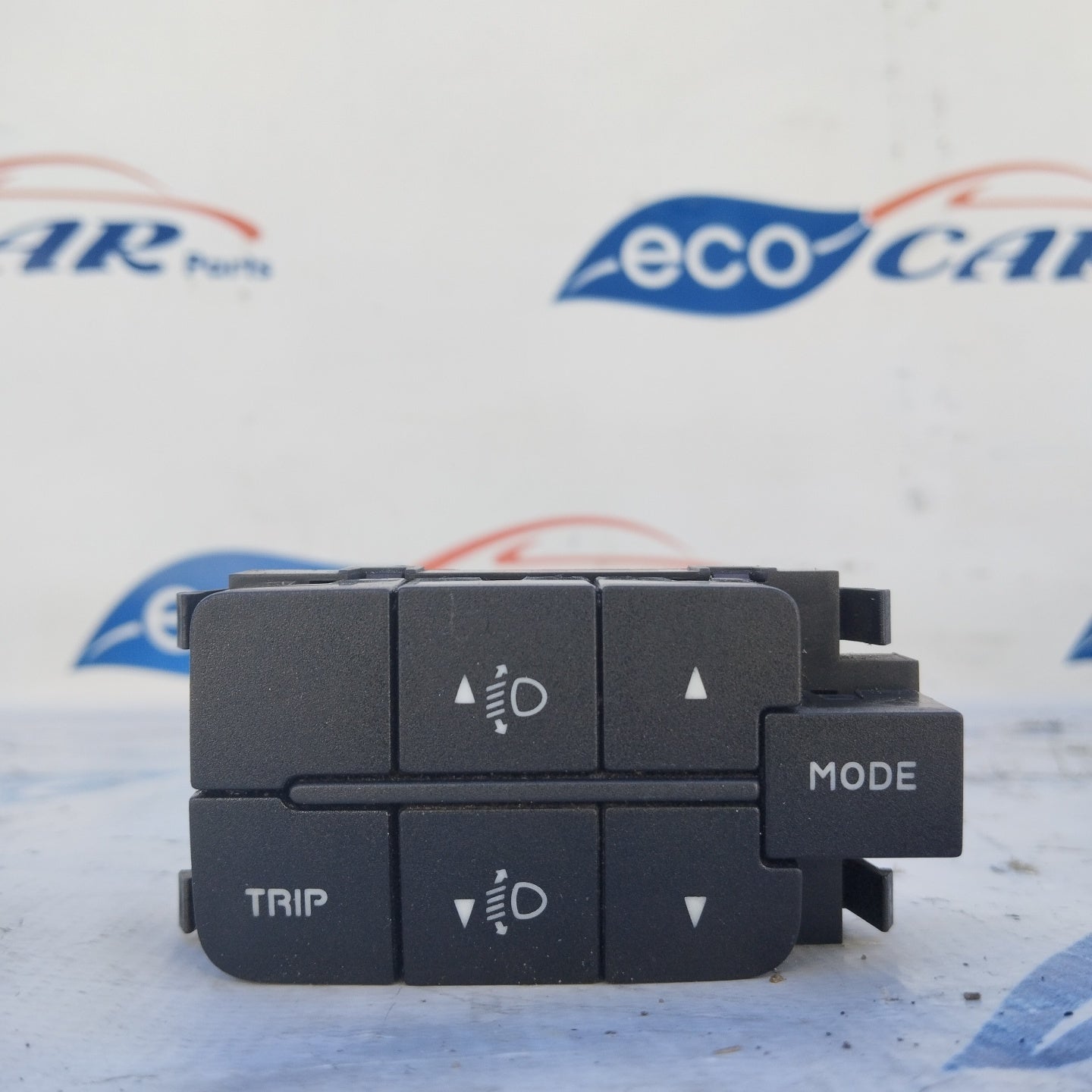 Iveco Daily 2010 light control panel code: B569 ecoAG4229