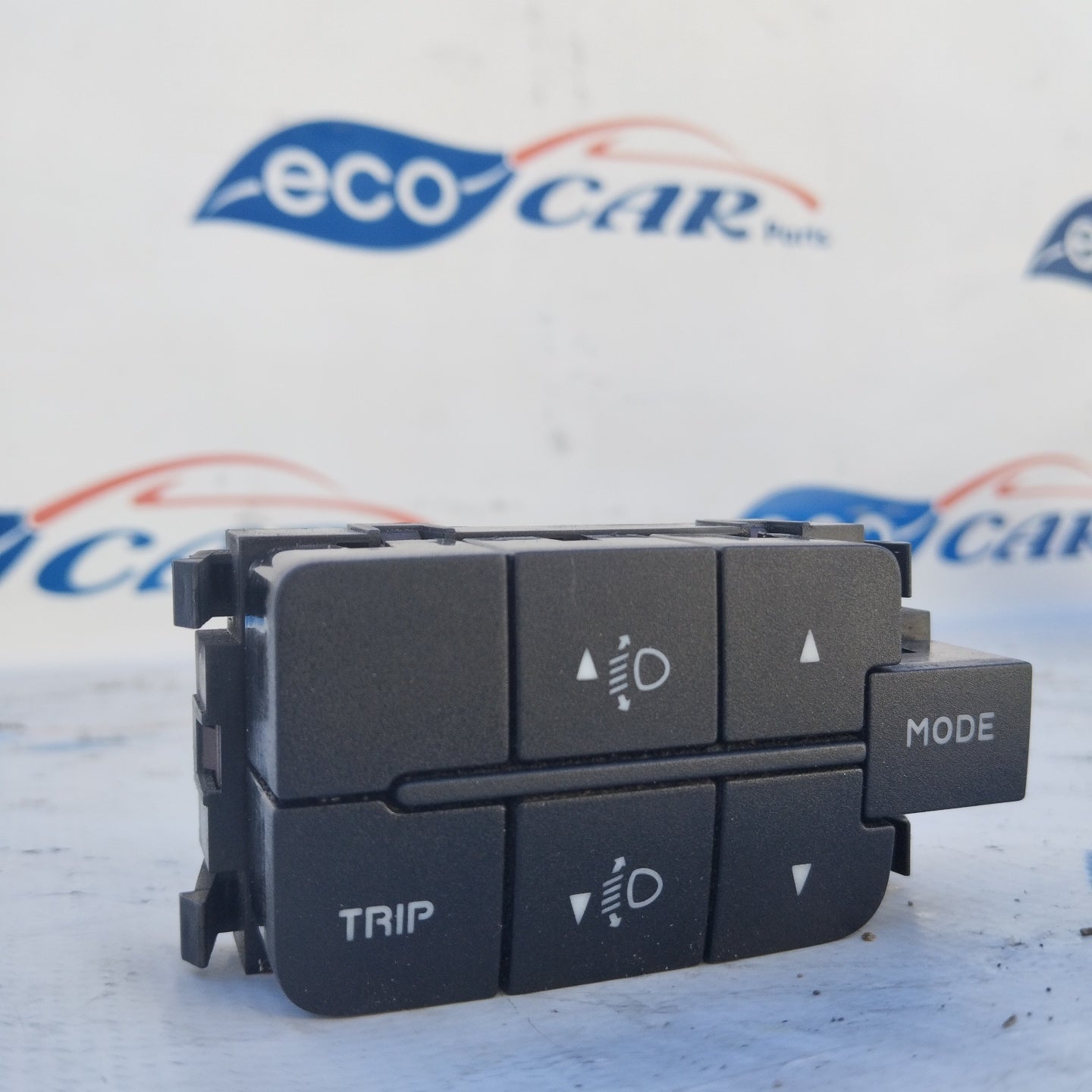 Iveco Daily 2010 light control panel code: B569 ecoAG4229