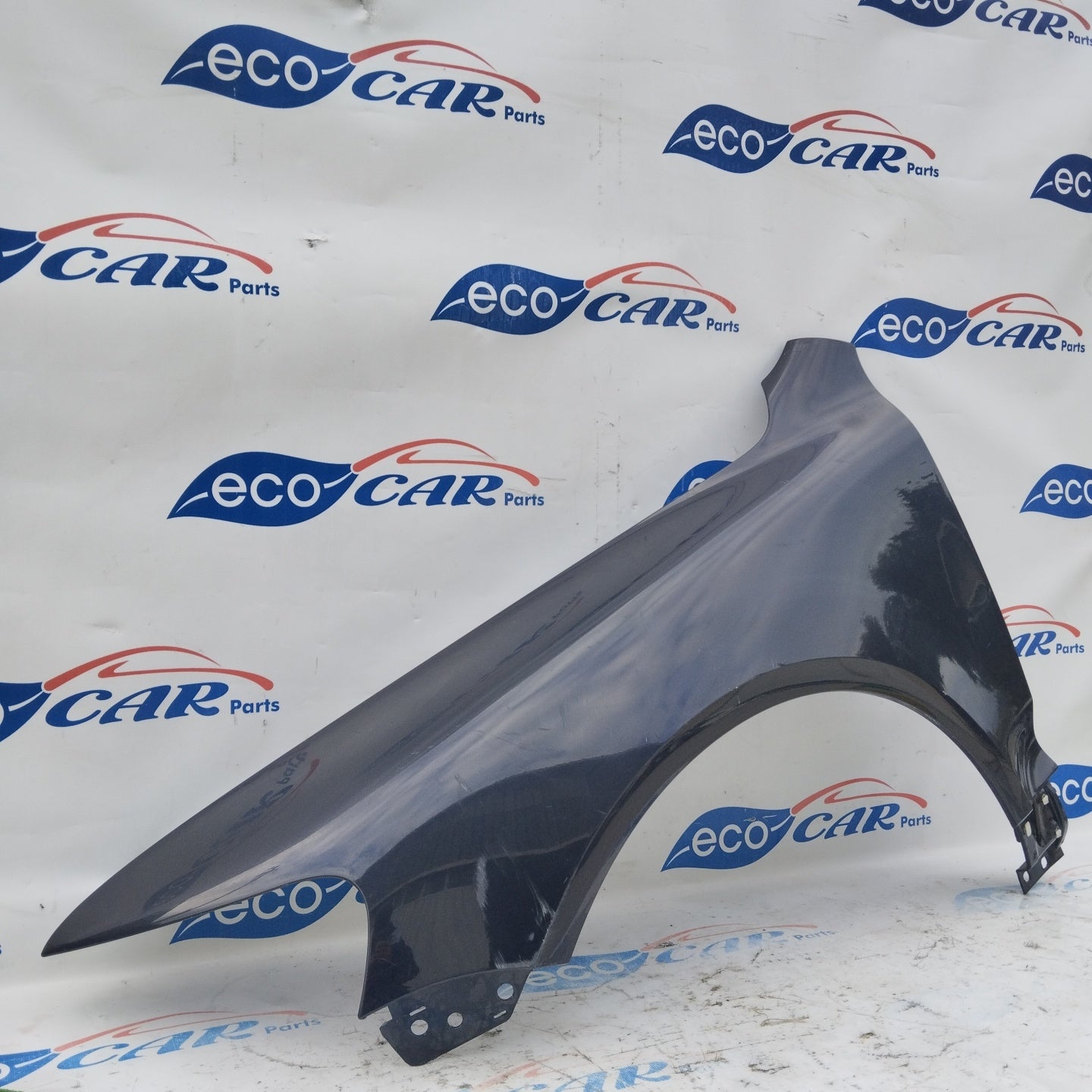 Left black fender Volkswagen Touareg 2004 ecoAG4235