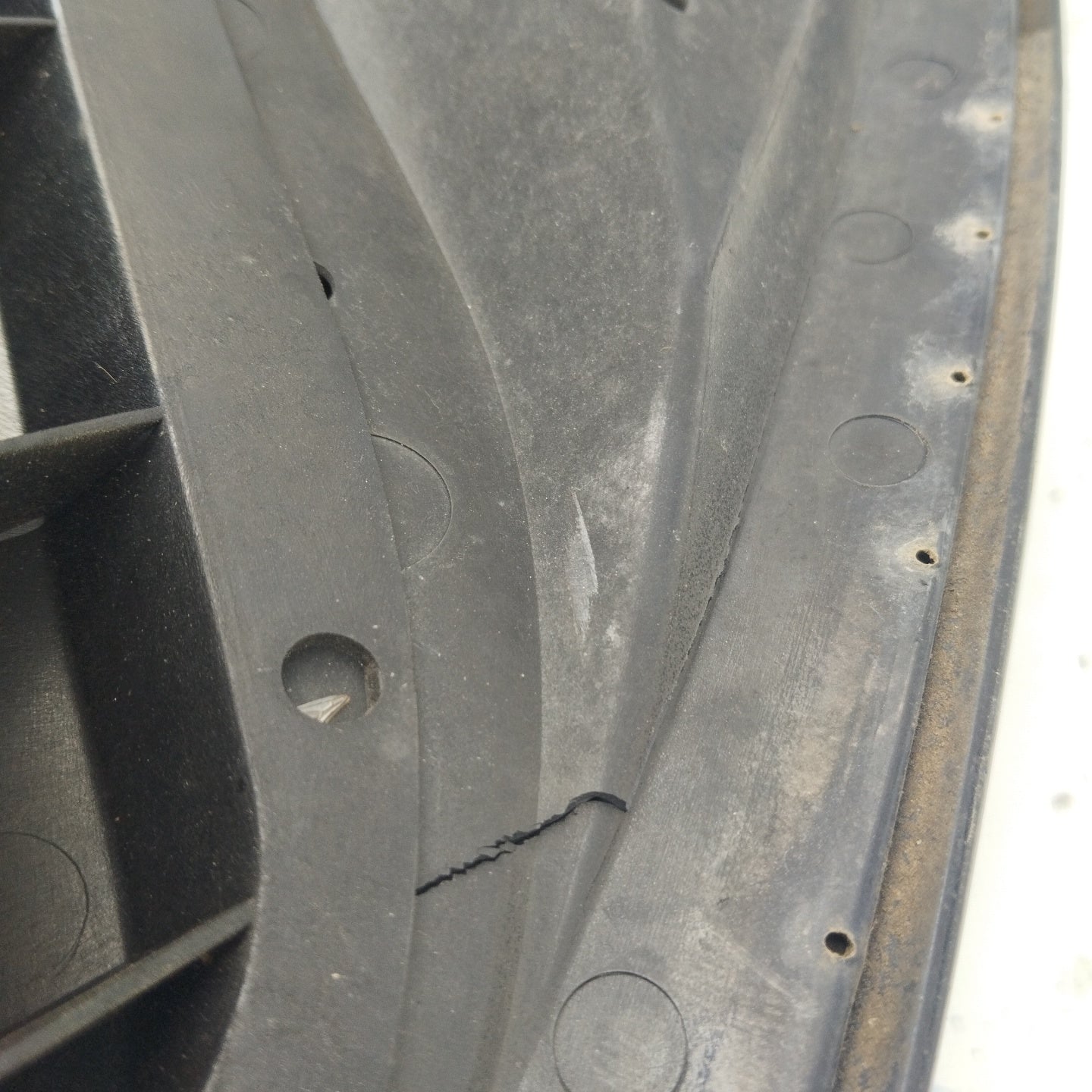 Black right fender Volkswagen Touareg 2004 ecoAG4237