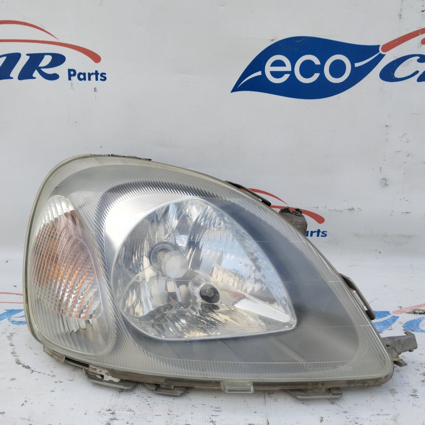 Fanale anteriore dx Toyota Yaris 2000  ecoAG4254