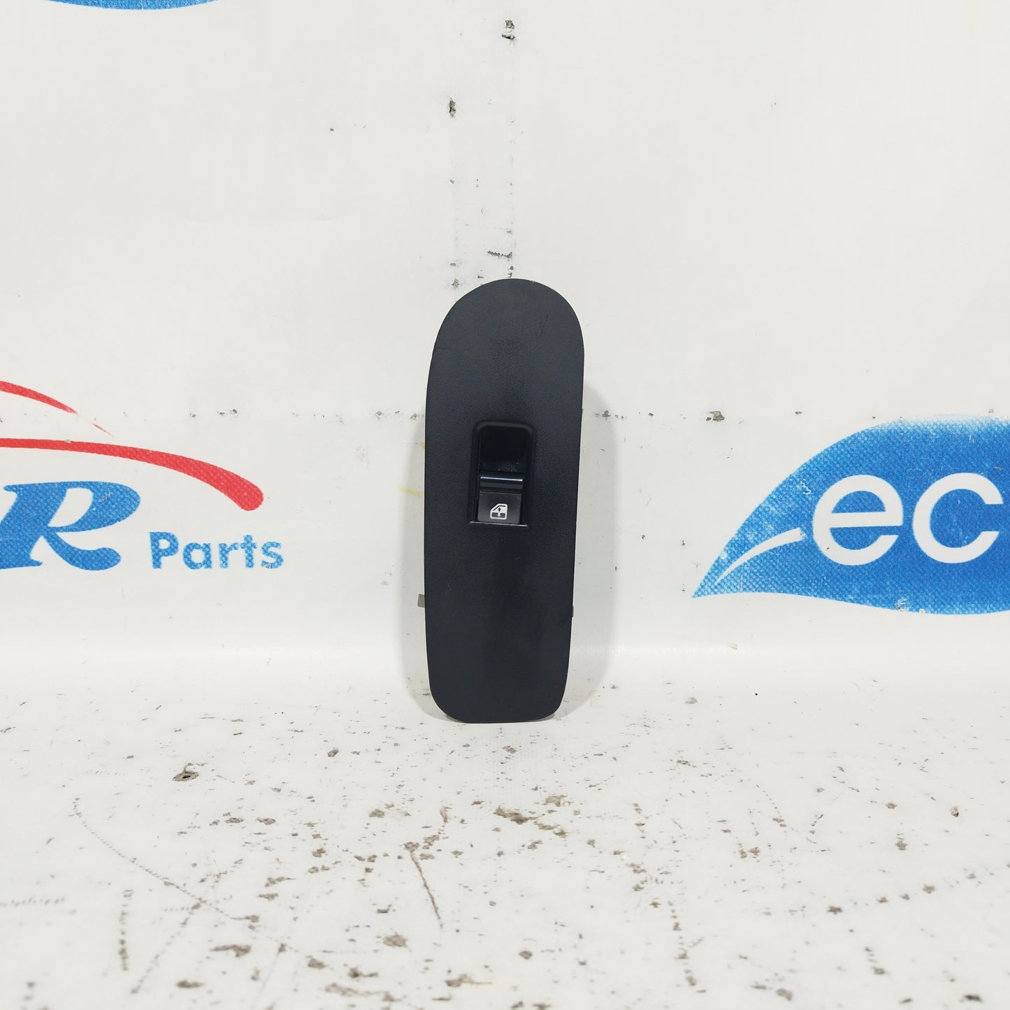 Pulsantiera anteriore dx Alfa Romeo Giulietta 2018 ecoAC6904