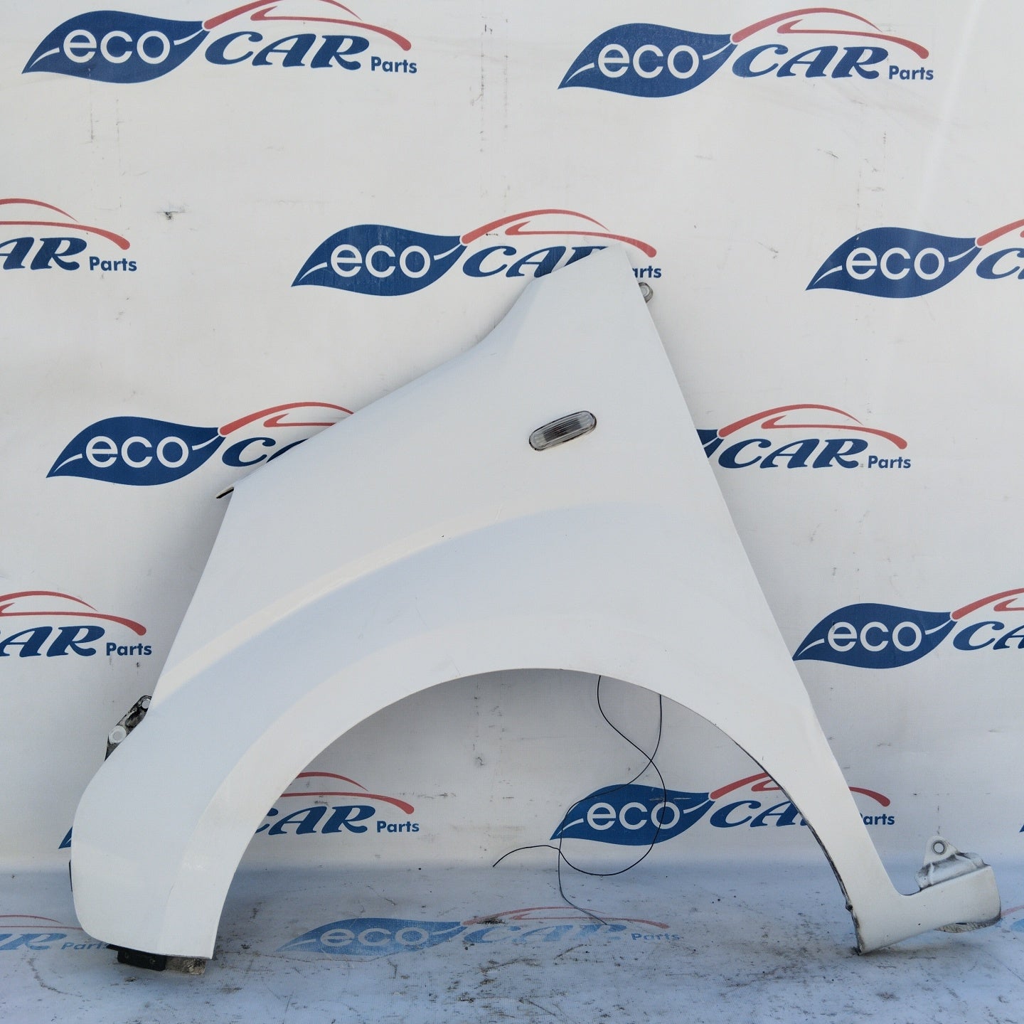 White left front fender Fiat Qubo 2011 ecoAG4275