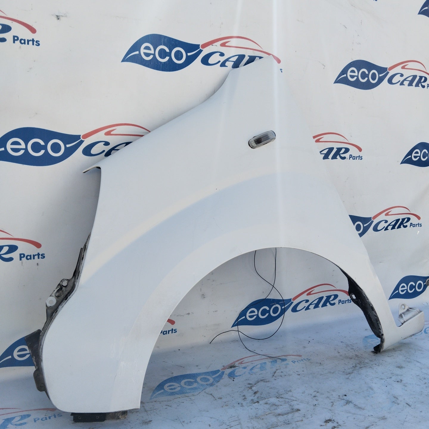White left front fender Fiat Qubo 2011 ecoAG4275