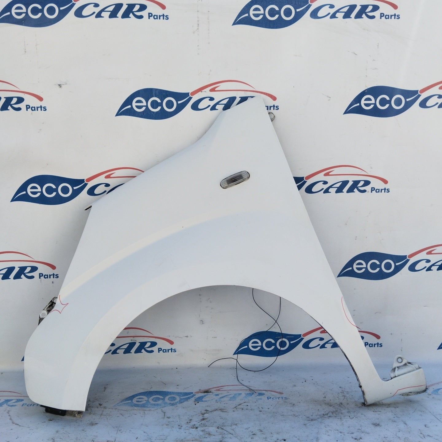 White left front fender Fiat Qubo 2011 ecoAG4275