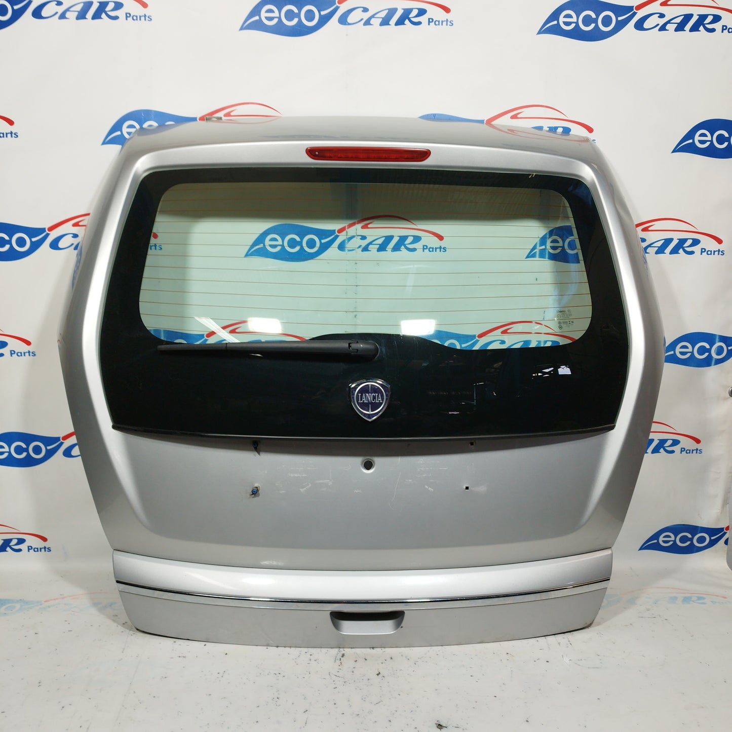 Silver gray tailgate Lancia Musa 2007 ecoAC6929