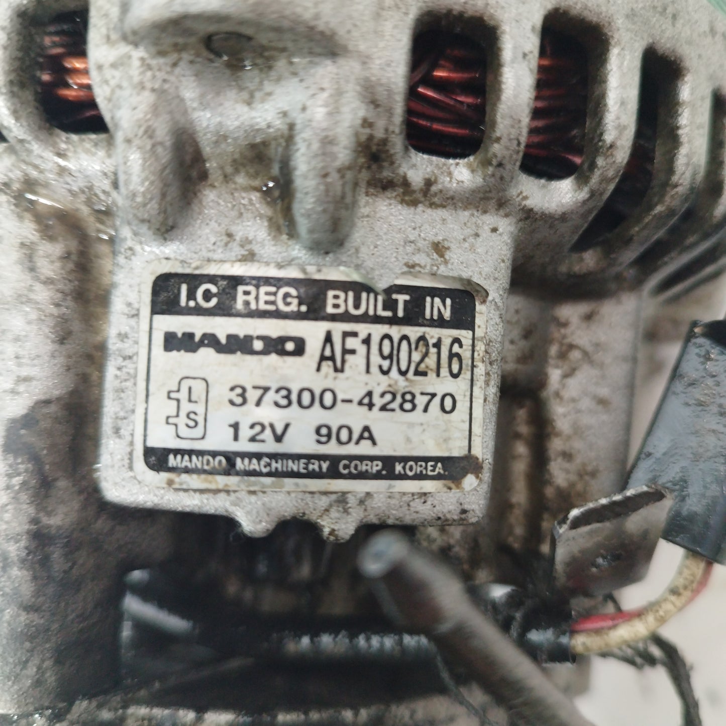 Alternator Hyundai Galloper 2.5 TD 1998 code: 37300-42870 ecoAC6930