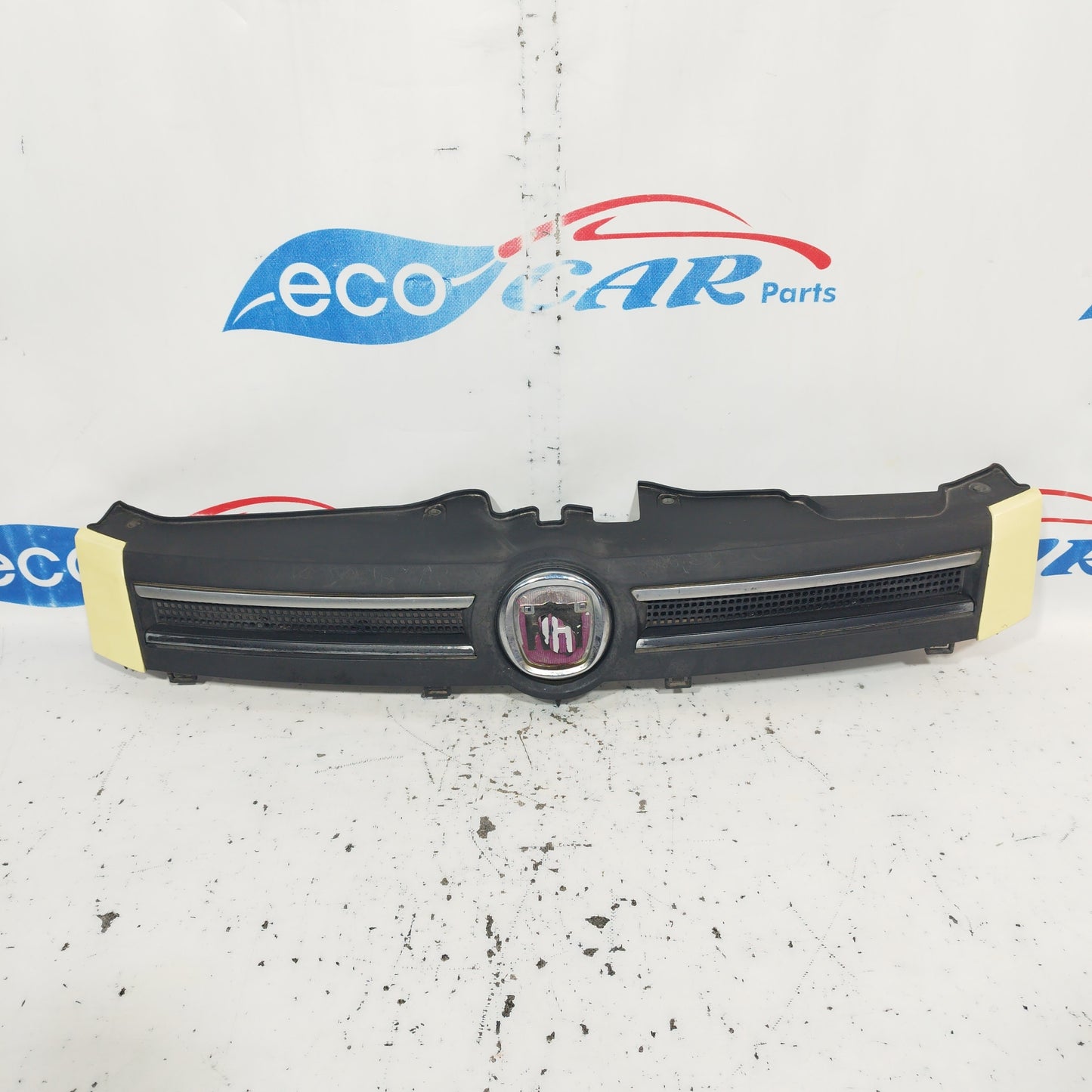 Mascherina anteriore Fiat Panda 2008 ecoAC6933