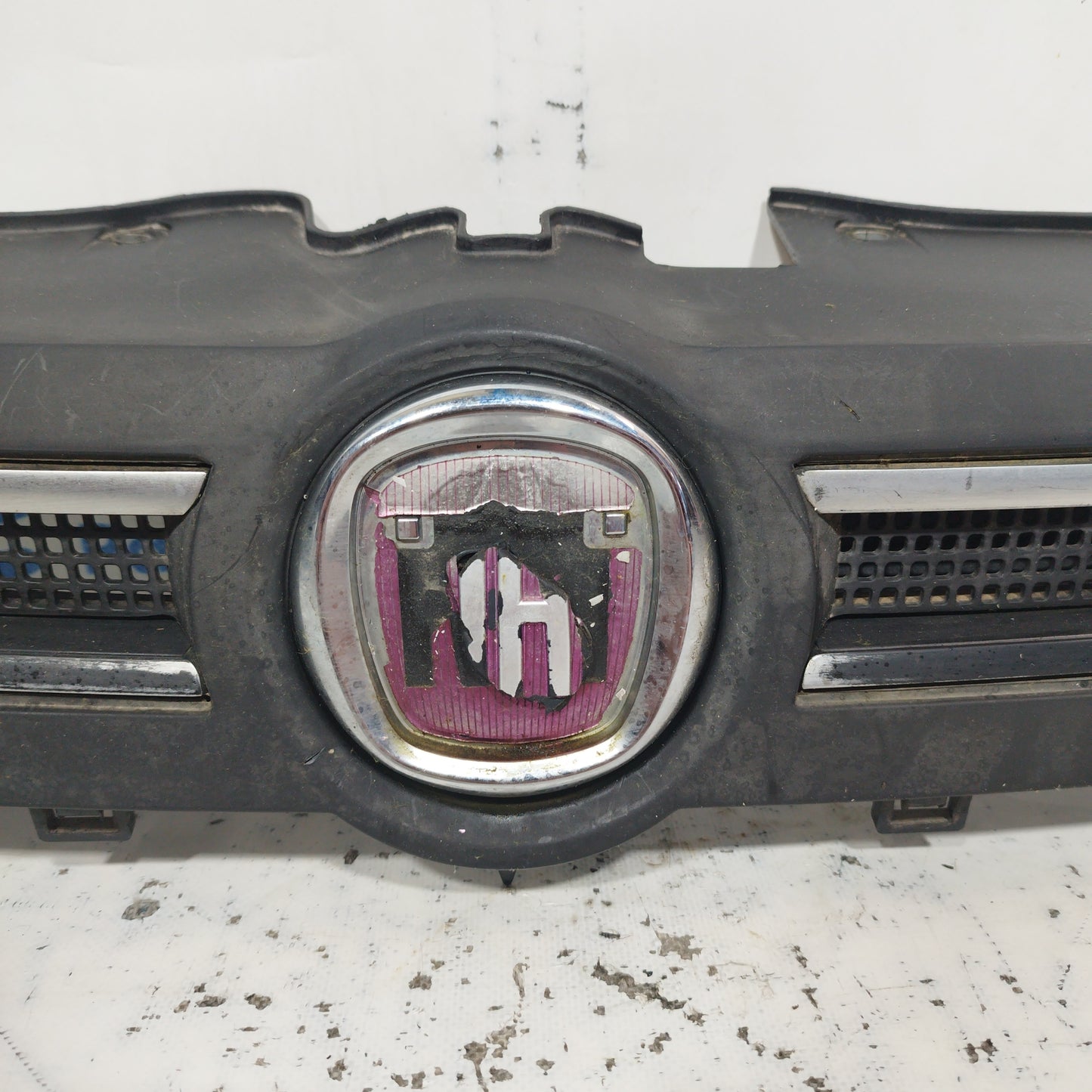 Mascherina anteriore Fiat Panda 2008 ecoAC6933