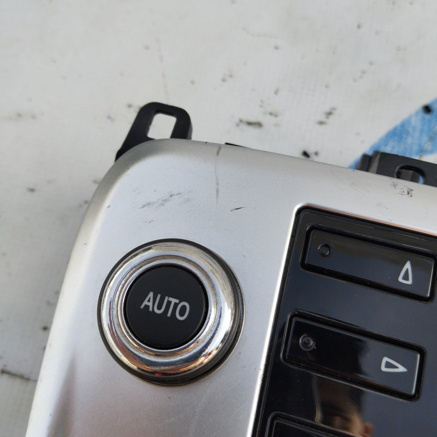 Lancia Delta 2008 digitales Klimabedienteil Code: 735487107 ecoAG3911