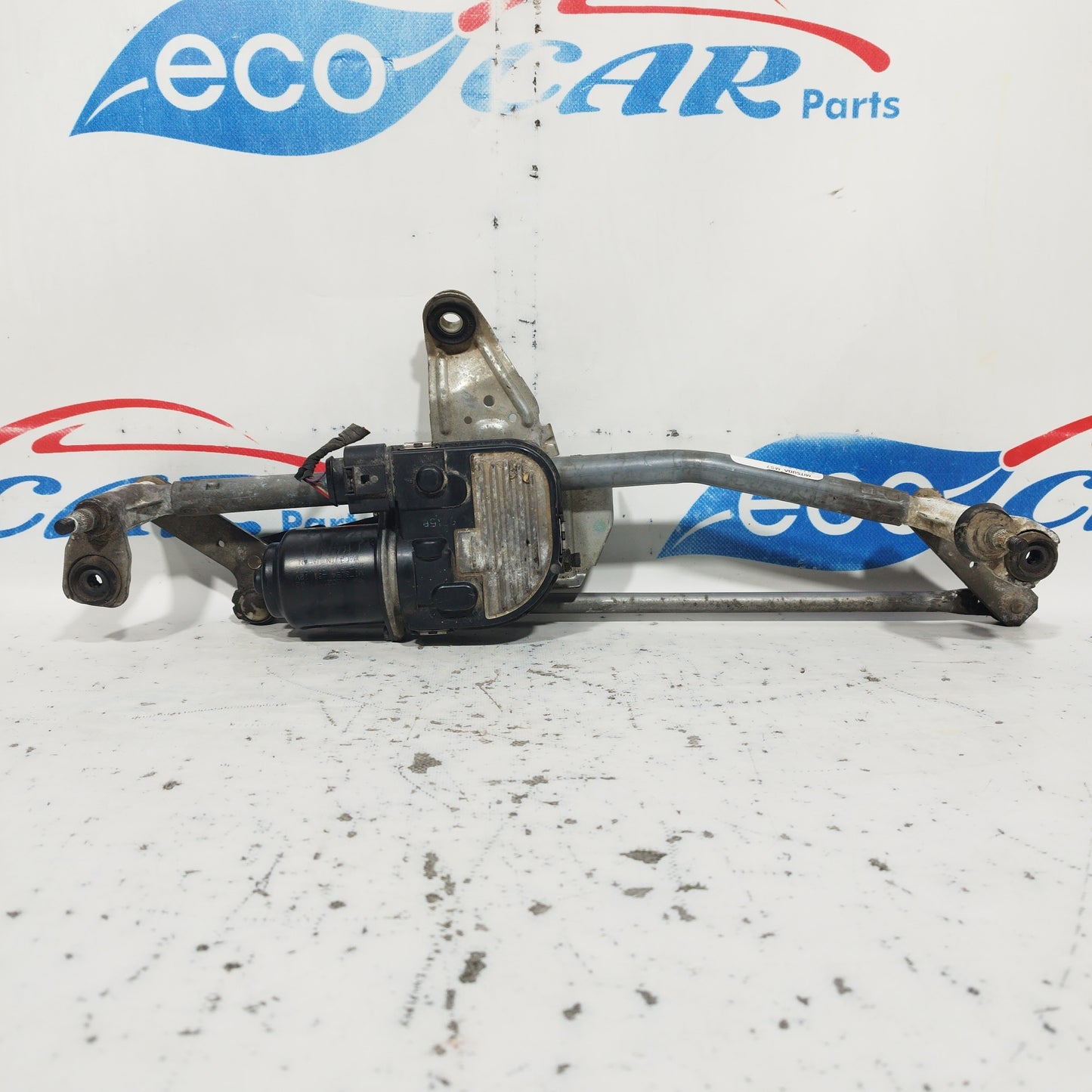 Front windshield wiper motor Volkswagen Passat 2009 code: 34461-012 ecoAC6951