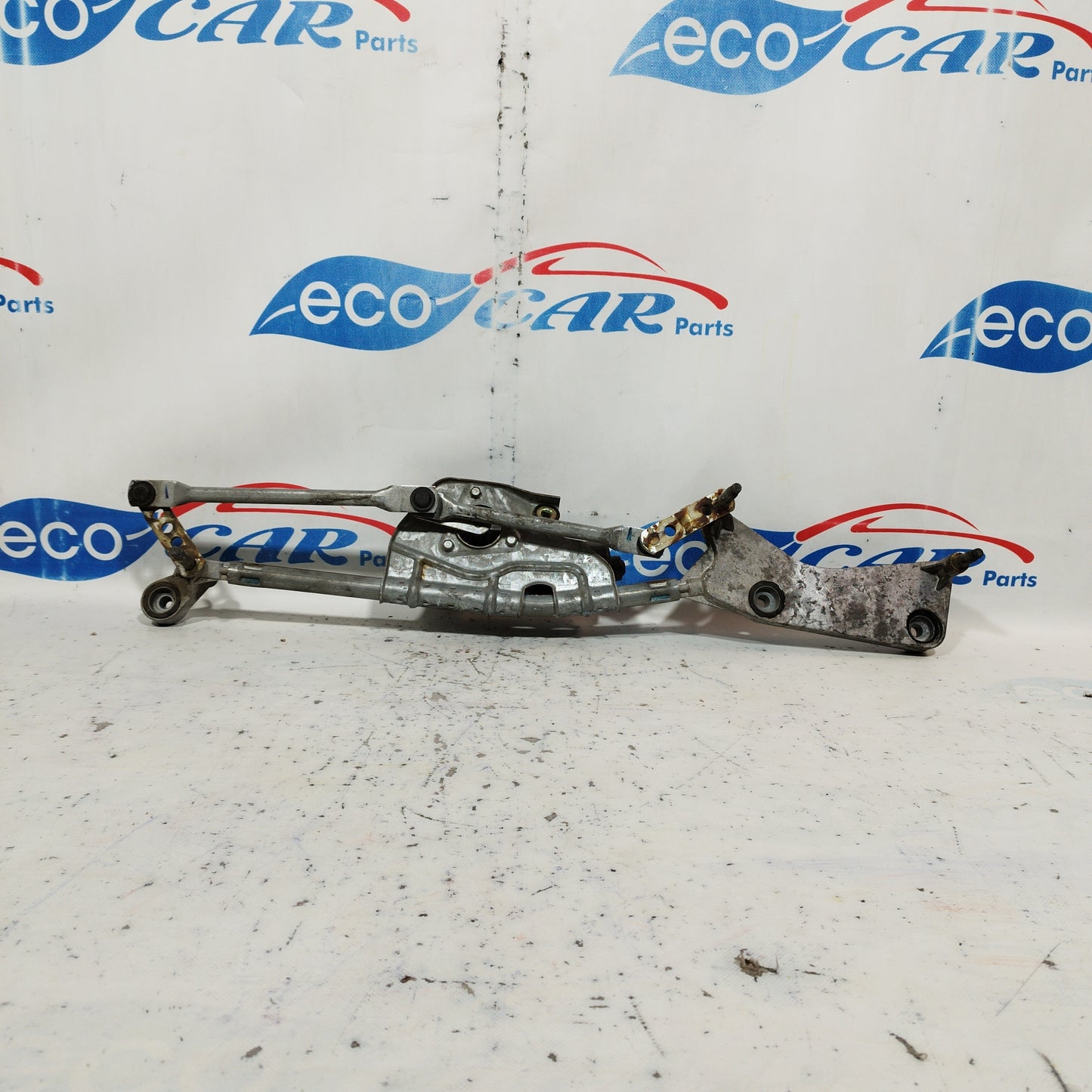 Front windshield wiper motor Mercedes ML 320 W164 2005 4 Pin code: A1648201742 ecoAC6990