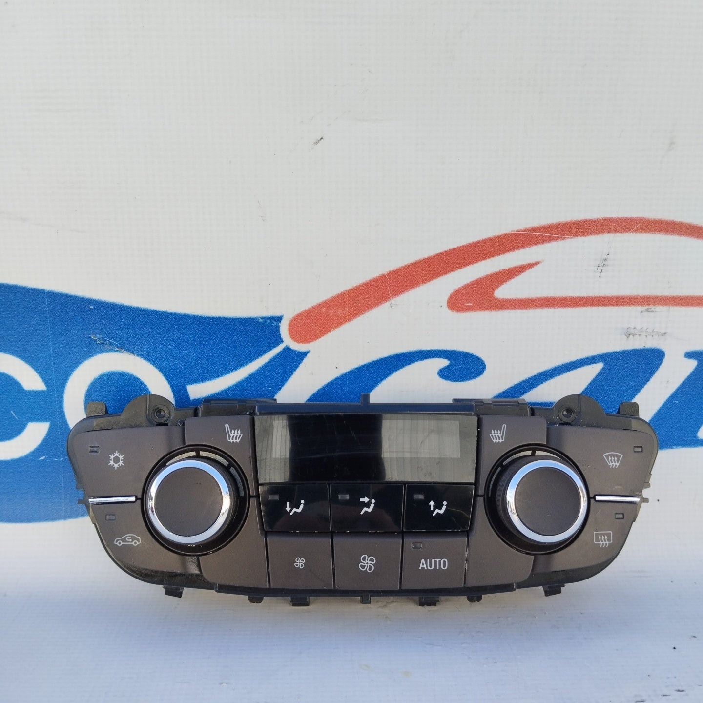 Opel Insignia 2011 digitales Klimabedienteil Code: 13277870 ecoAG4319