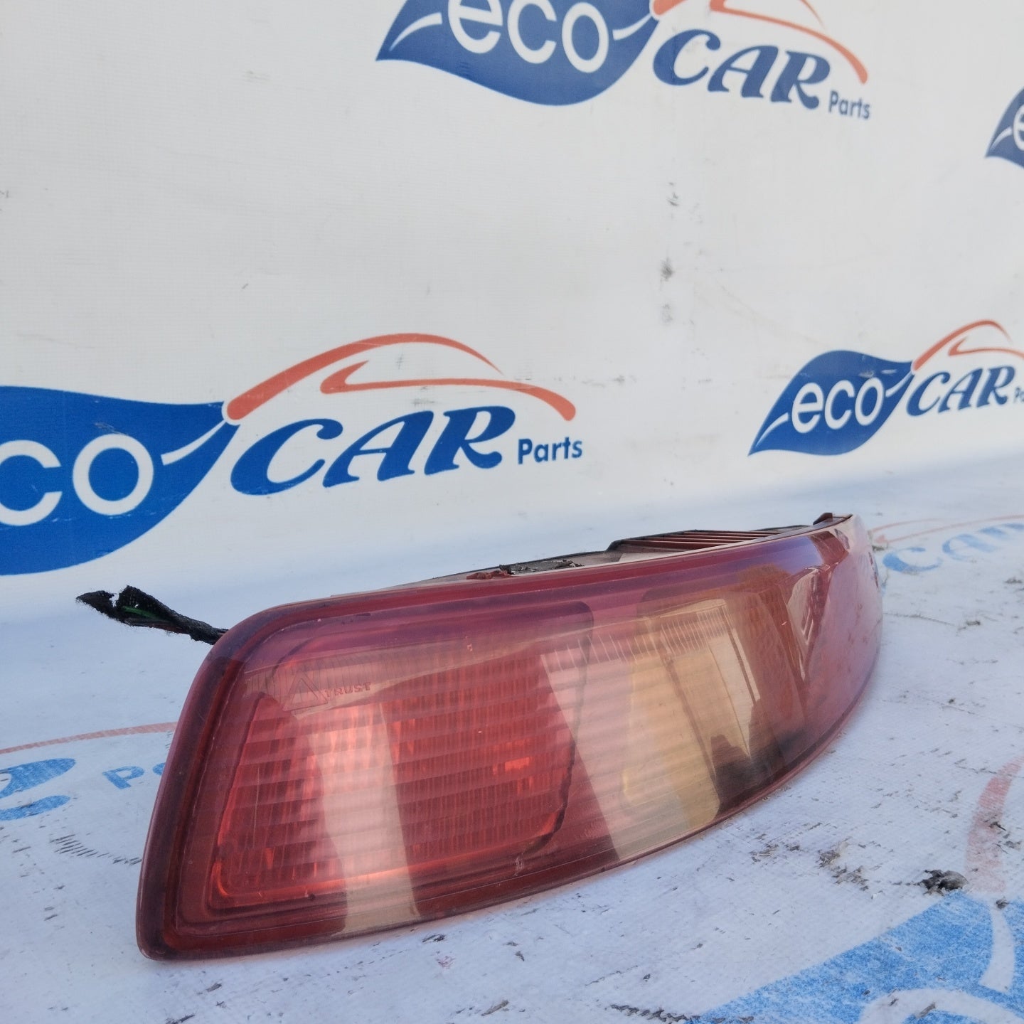 Alfa Romeo GT ecoAG4320 right rear light