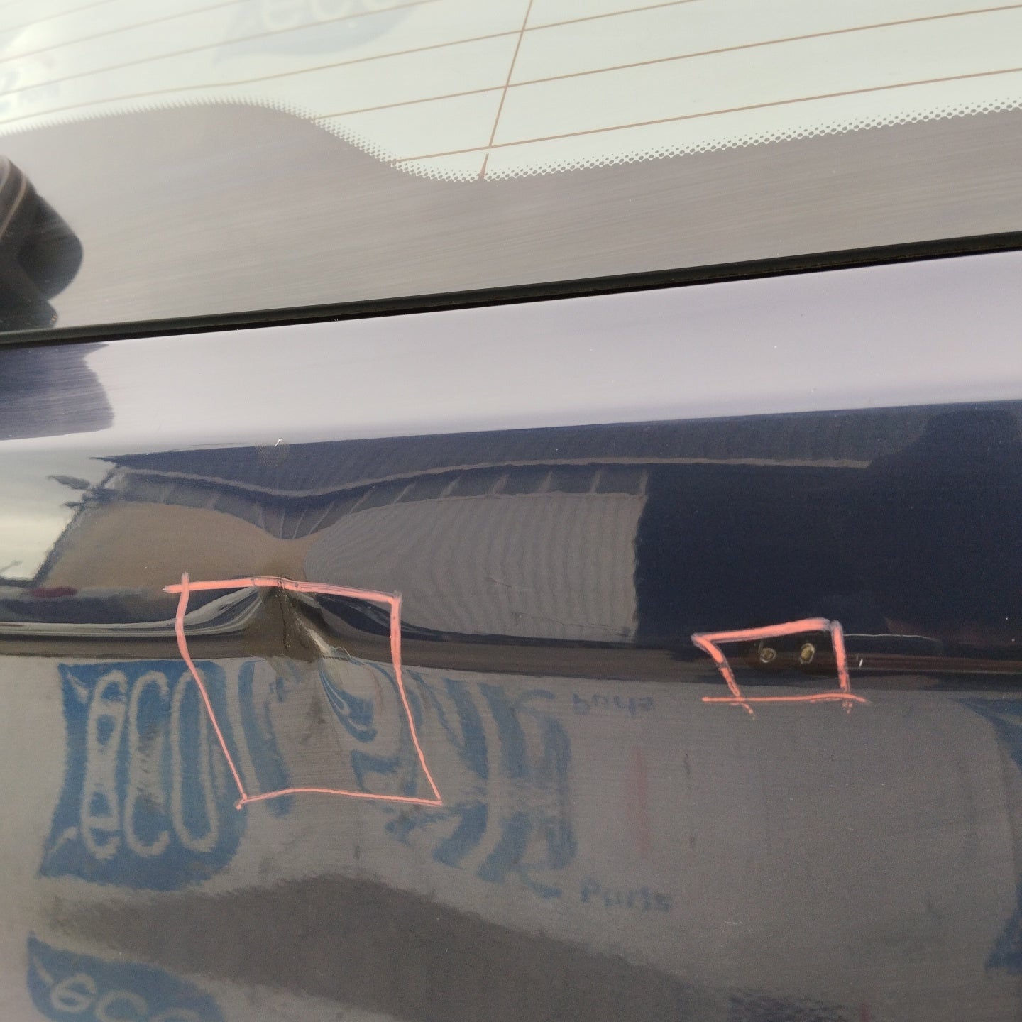 Blue tailgate BMW 5 Series 2010 SW ecoAG4043