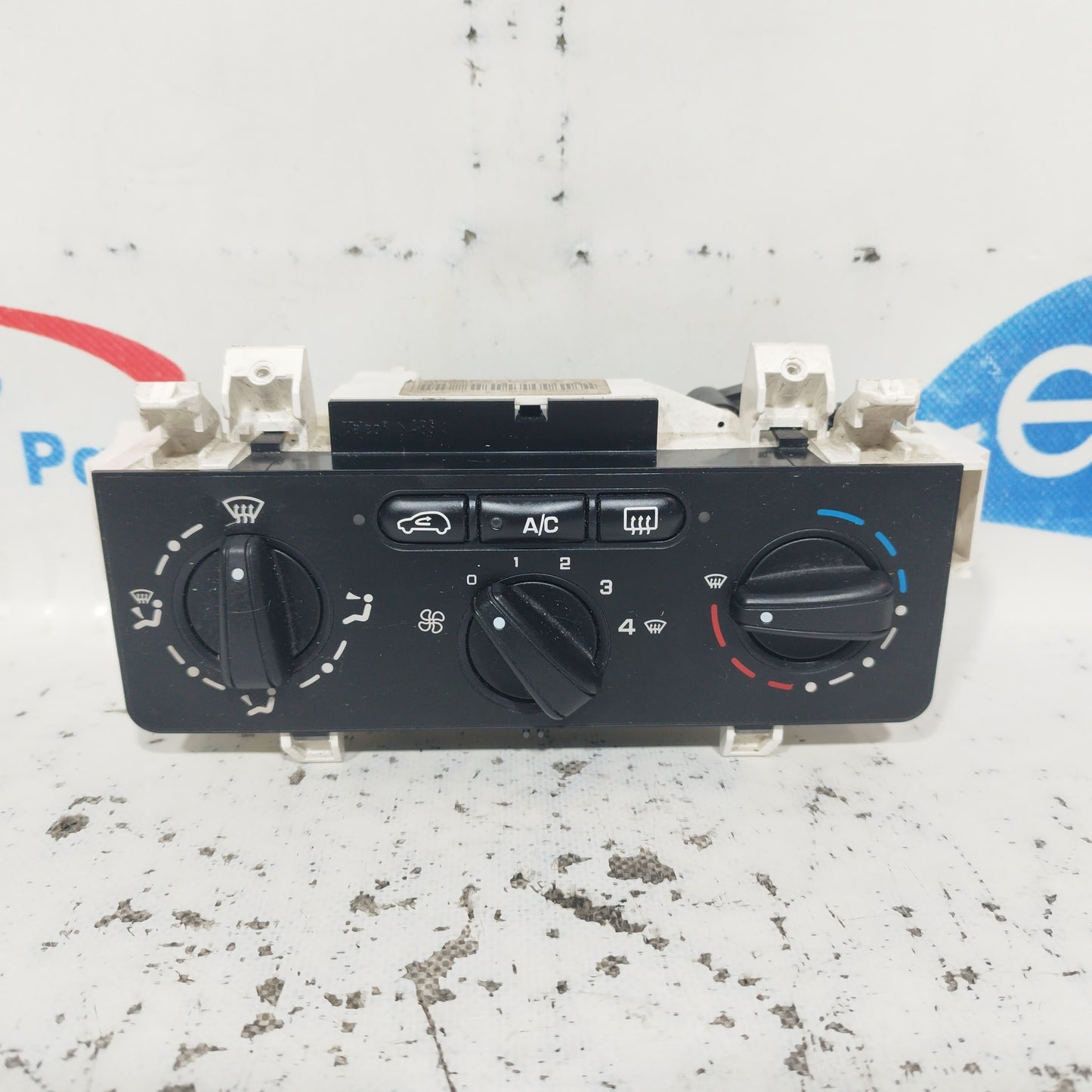 A/C control panel Citroen C3 2005 code: 69307002 ecoAC7039