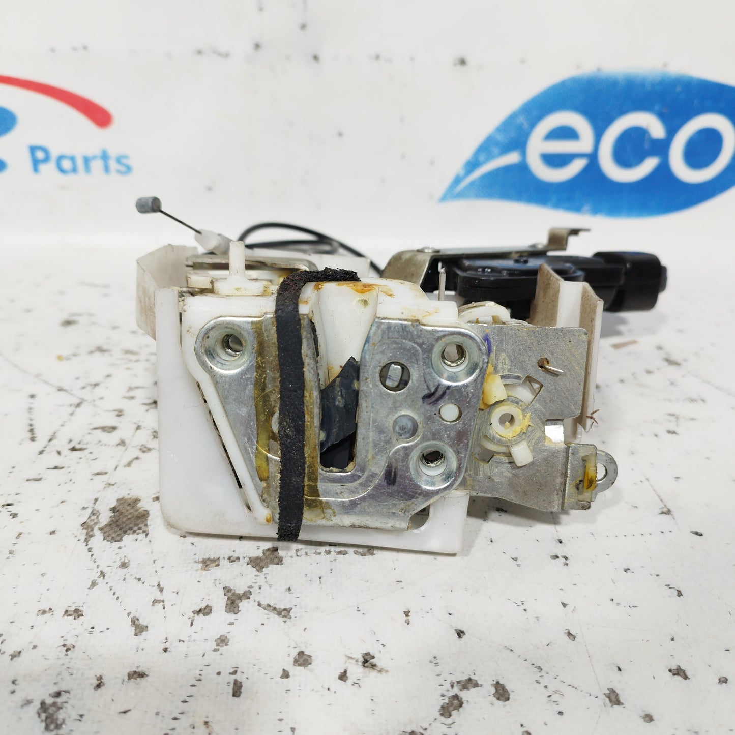 Left front lock Suzuki Alto 2011 2 Pin ecoAC7055