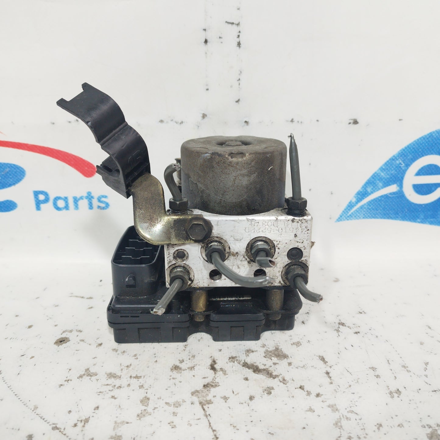 ABS-Pumpe Toyota Yaris 1.0 B 2002 Code: 4451052220 ecoAC7077