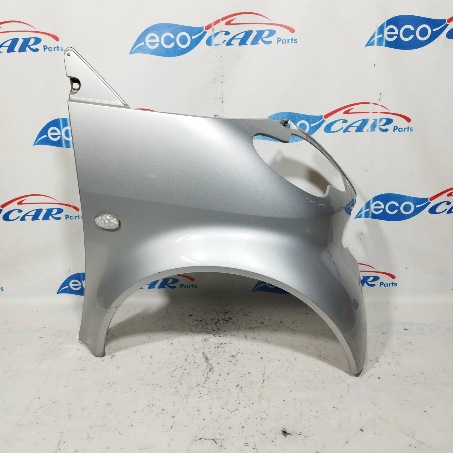 Parafango anteriore dx grigio argento Smart Fortwo 450 2004 ecoAC7085