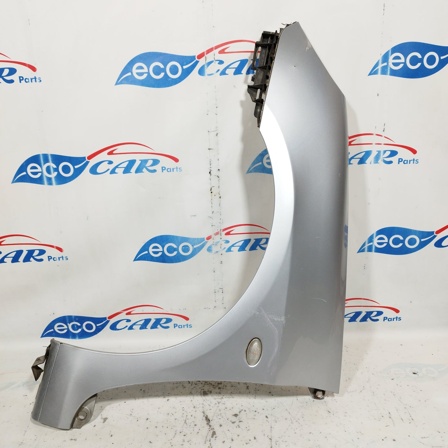 Parafango anteriore sx grigio argento Peugeot 307 2005 ecoAC7138