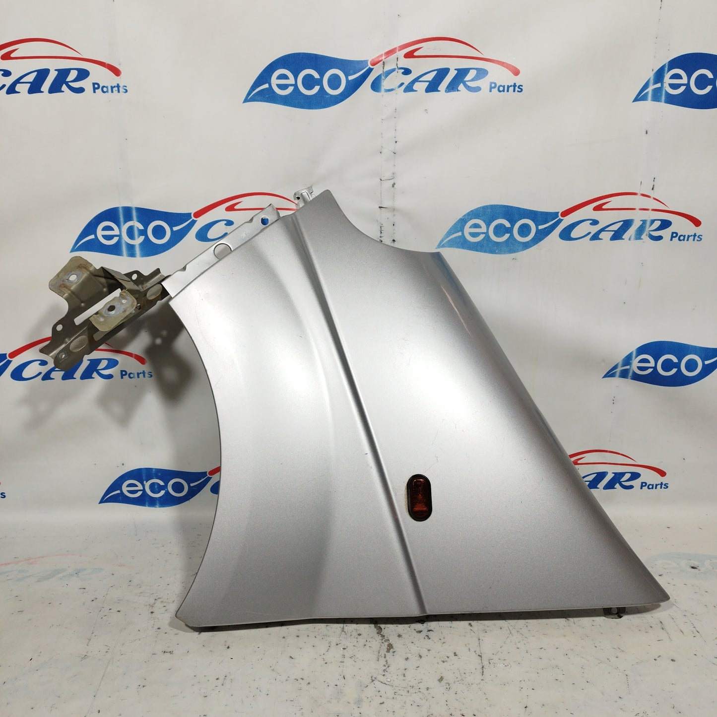 Left front fender silver gray Opel Vivaro 2010 ecoAC7140