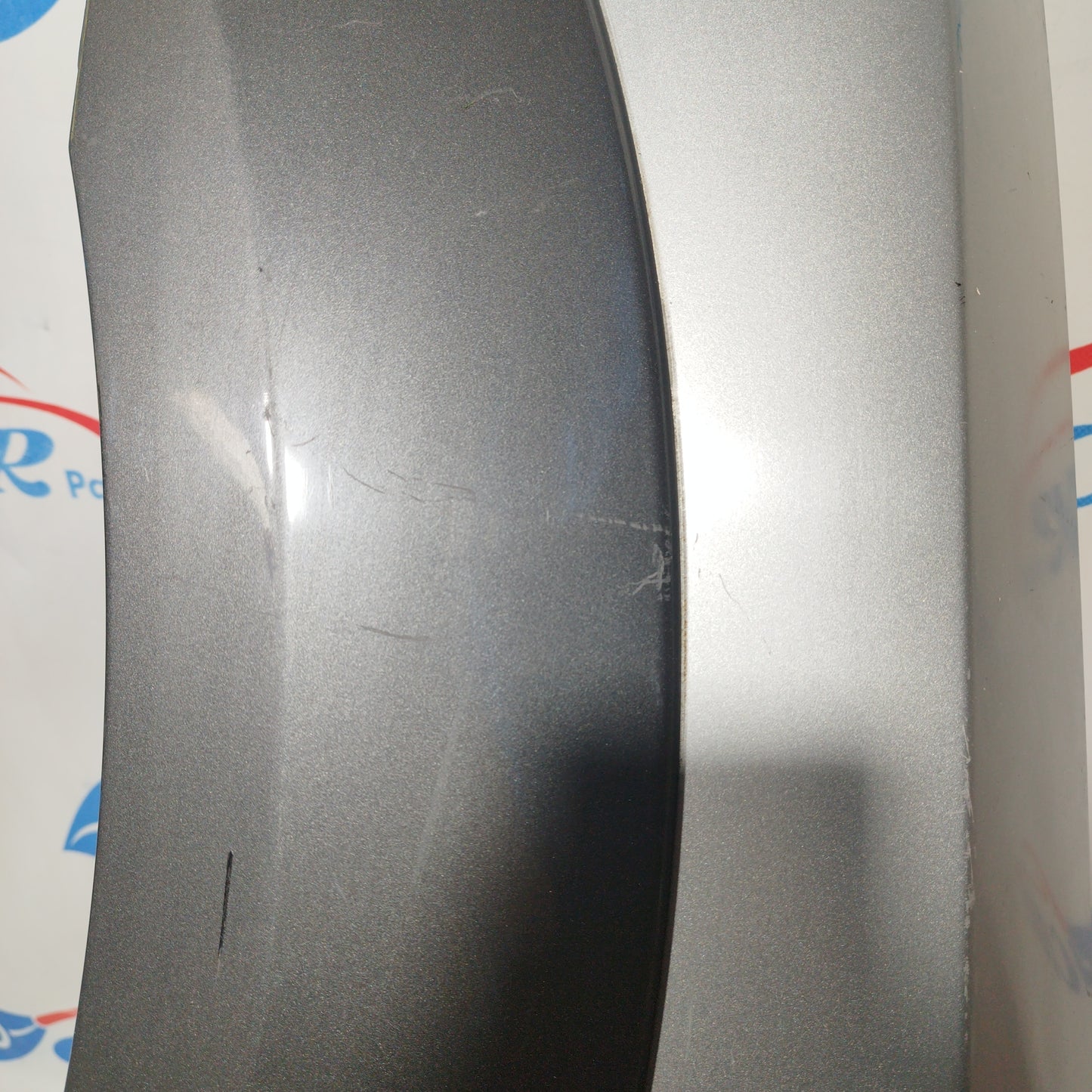 Parafango anteriore sx grigio chiaro Kia Sorento 2005 ecoAC7156